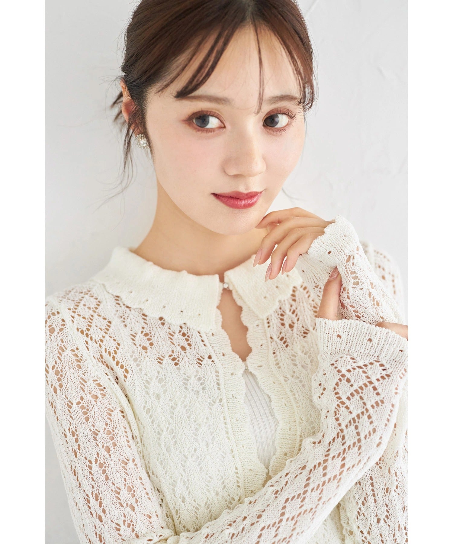 トッコクローゼット tocco closet 襟付きカギ編みスカラップニットカーディガン ホワイト