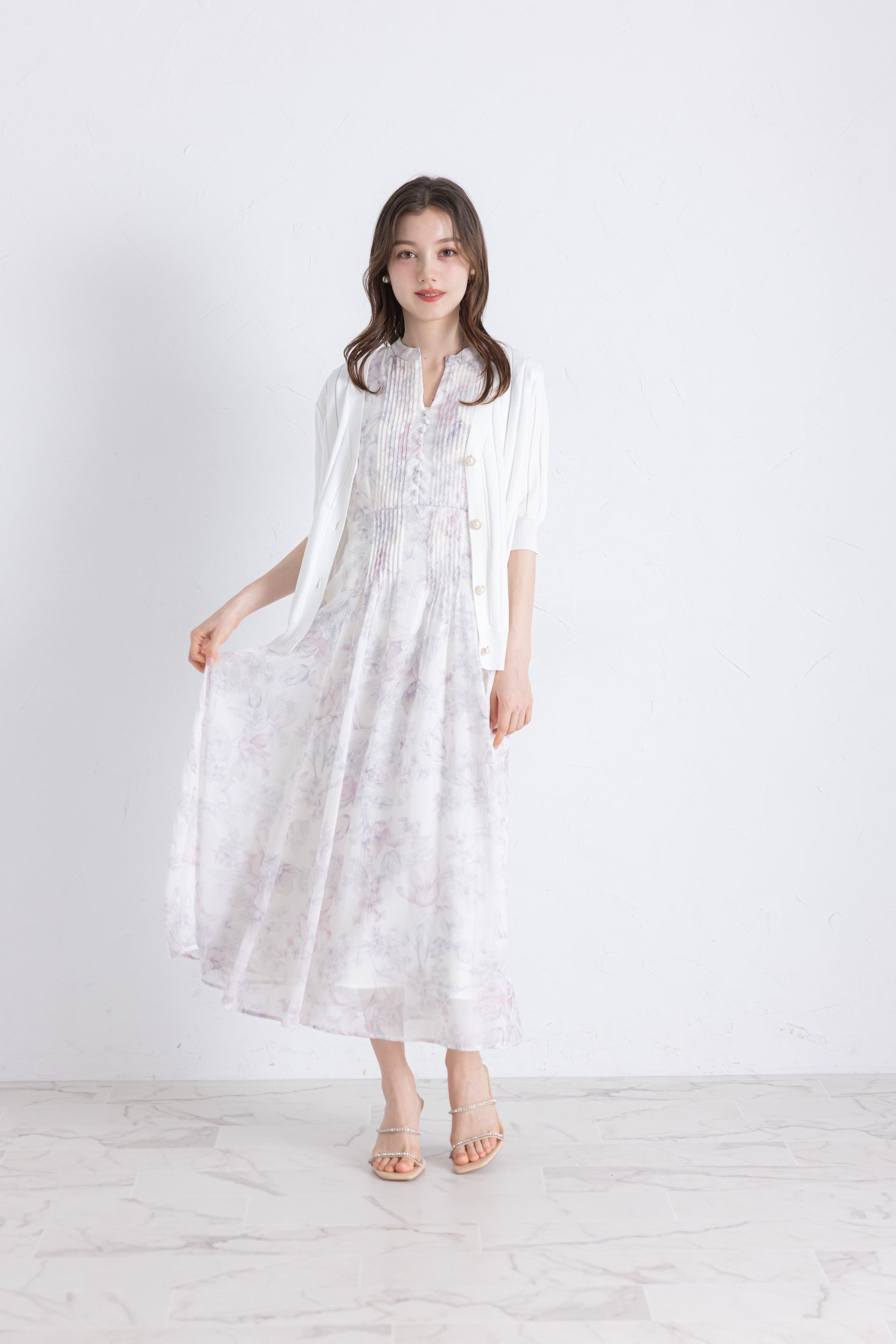トッコクローゼット tocco closet UVカット＆接触冷感＆ハンドウォッシュ♪パール釦ストライプ透かし編みニットカーディガン ホワイト