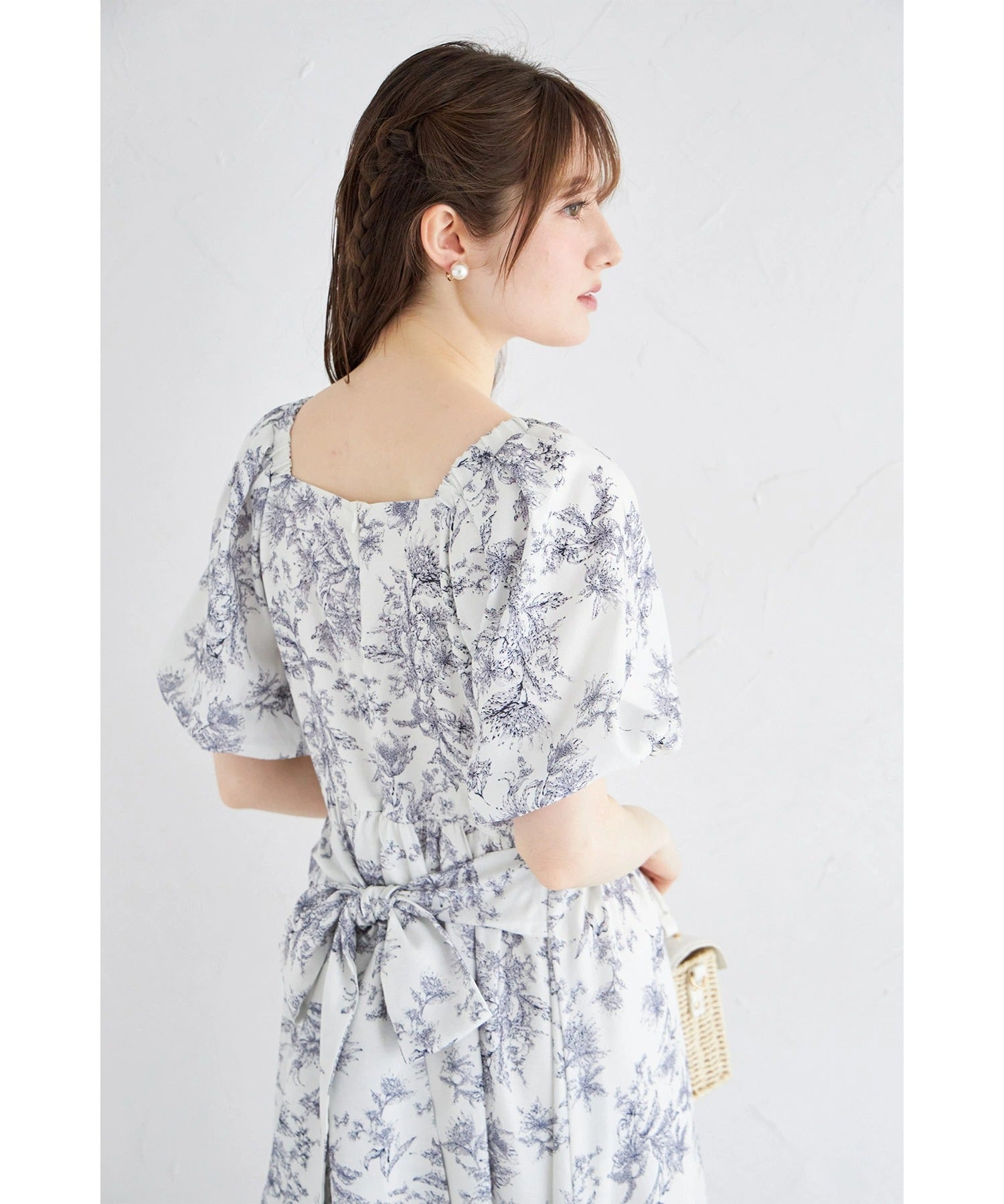 トッコクローゼット tocco closet 後ろビックリボン付きバルーンスリーブワンピース ブルー