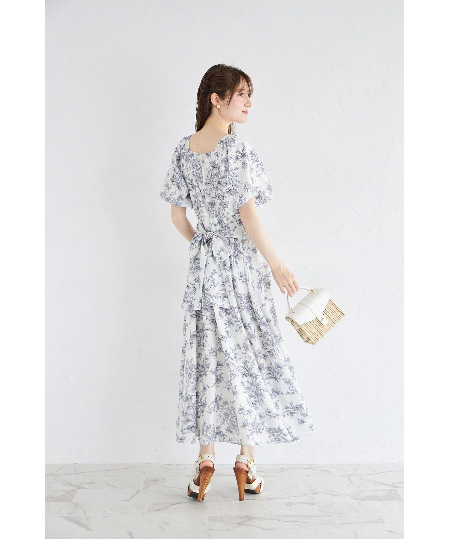 トッコクローゼット tocco closet 後ろビックリボン付きバルーンスリーブワンピース ブルー
