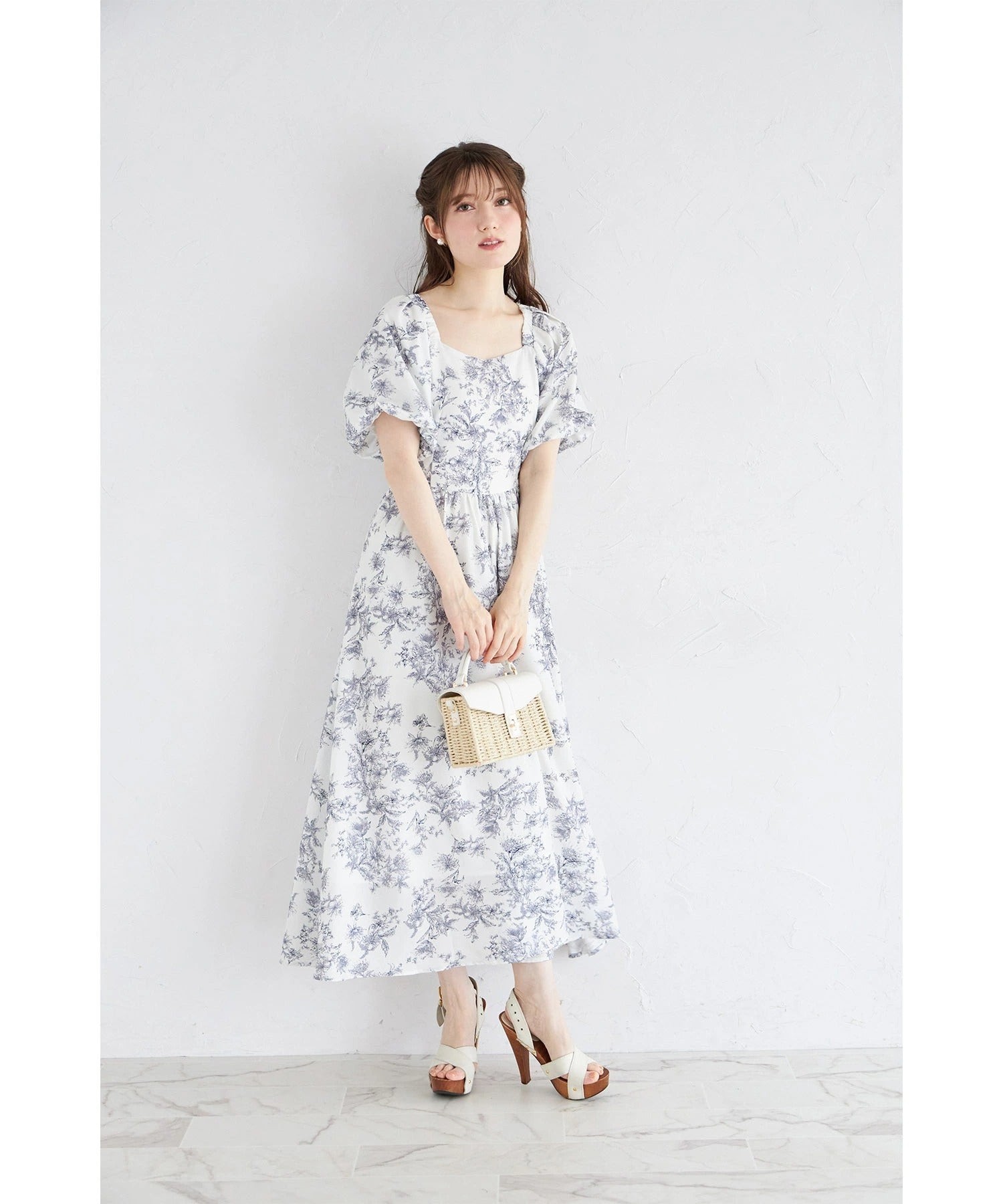 トッコクローゼット tocco closet 後ろビックリボン付きバルーンスリーブワンピース ブルー