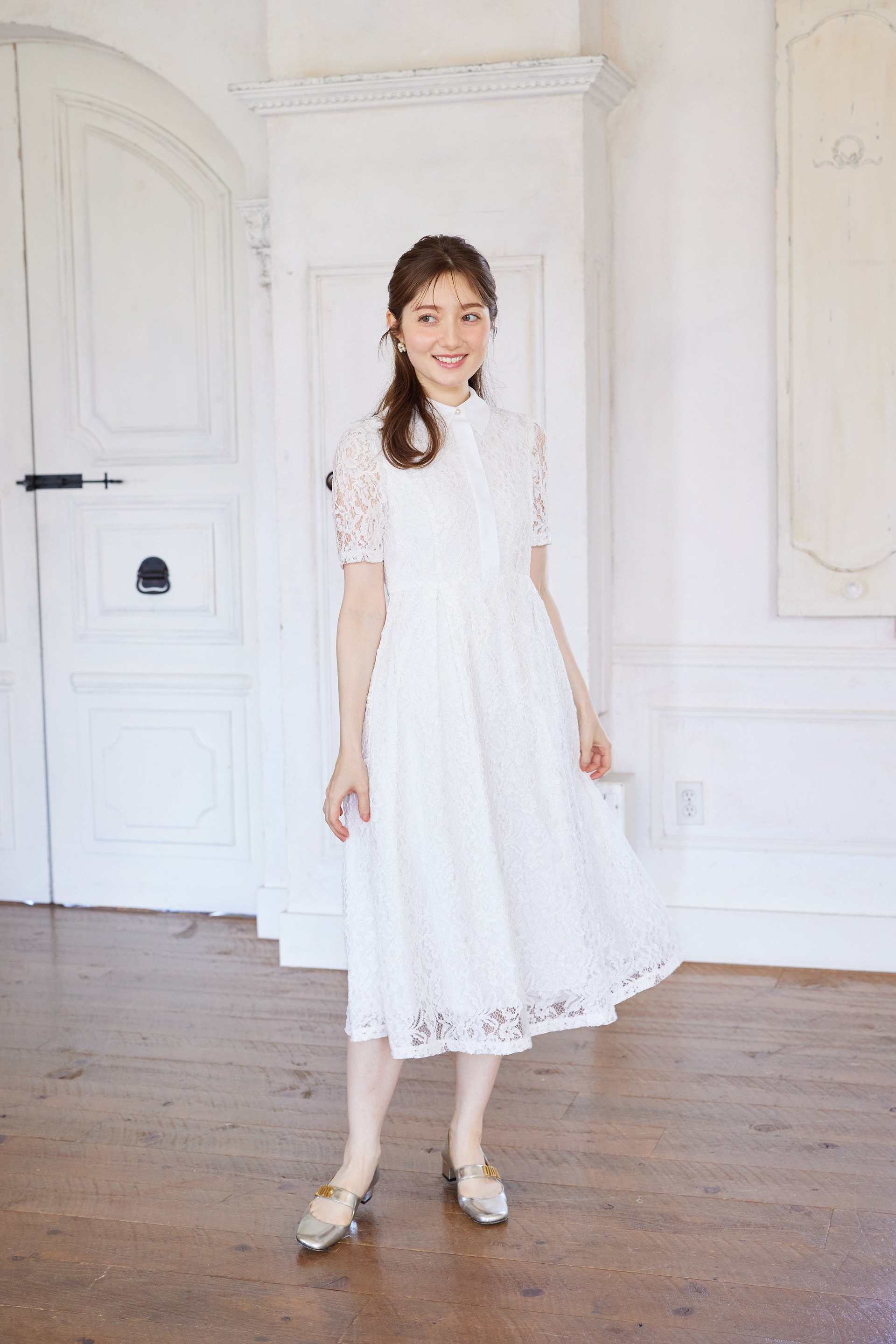 Tocco Closet Pearl Button Panel Line Collared Lace Dress