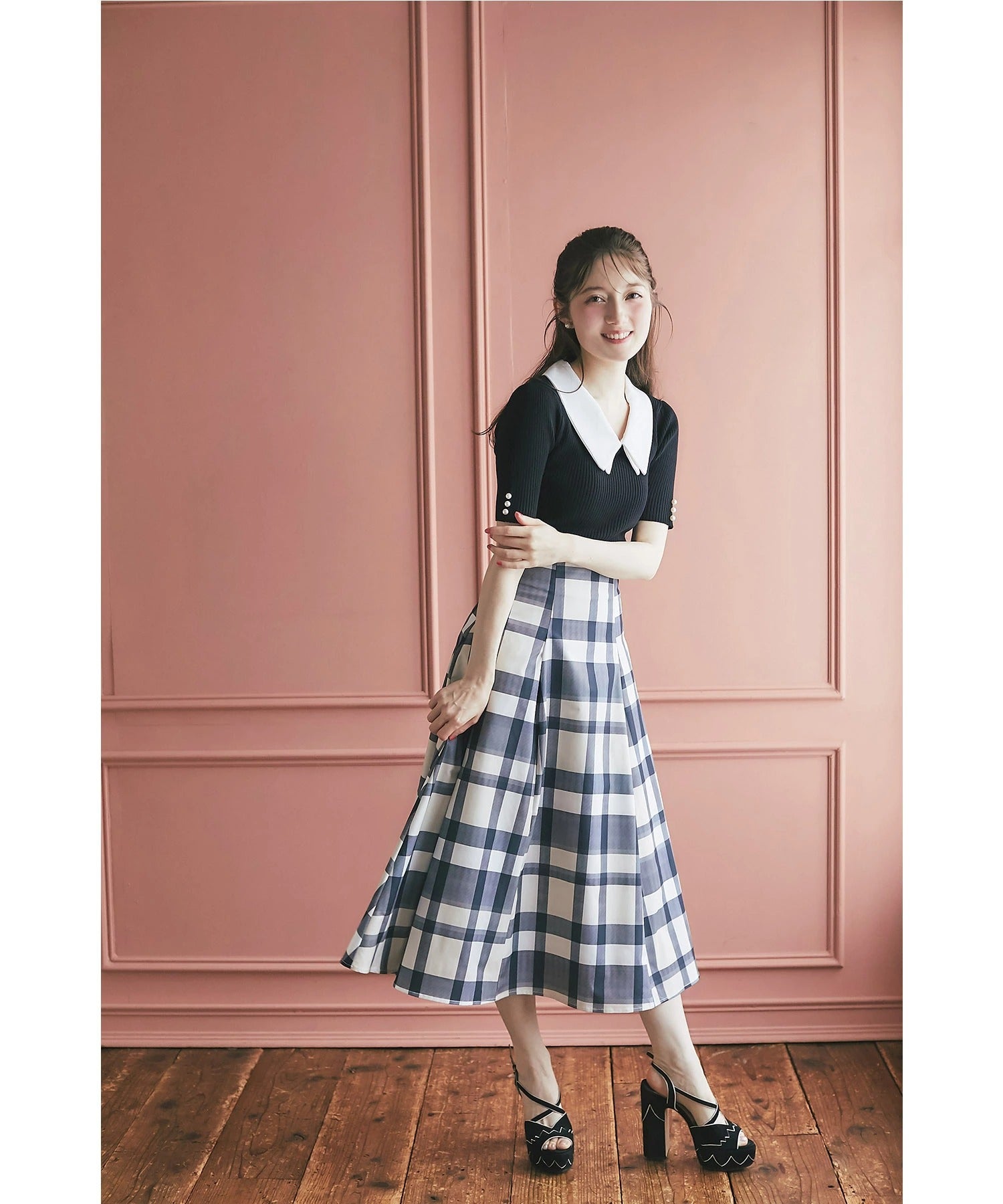 トッコクローゼット tocco closet ウエストダーツチェック柄フレアスカート ブラック