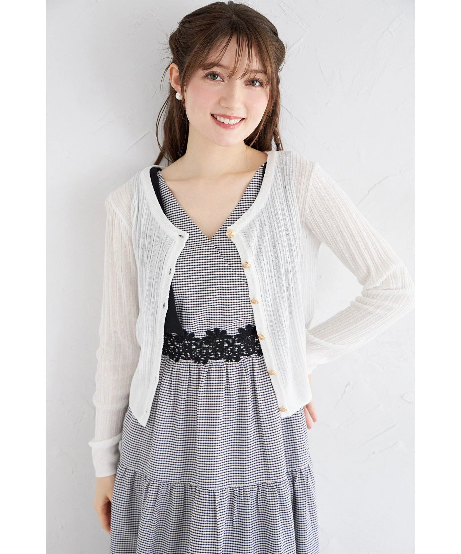 トッコクローゼット tocco closet ラメ透かし編みニットカーディガン ホワイト