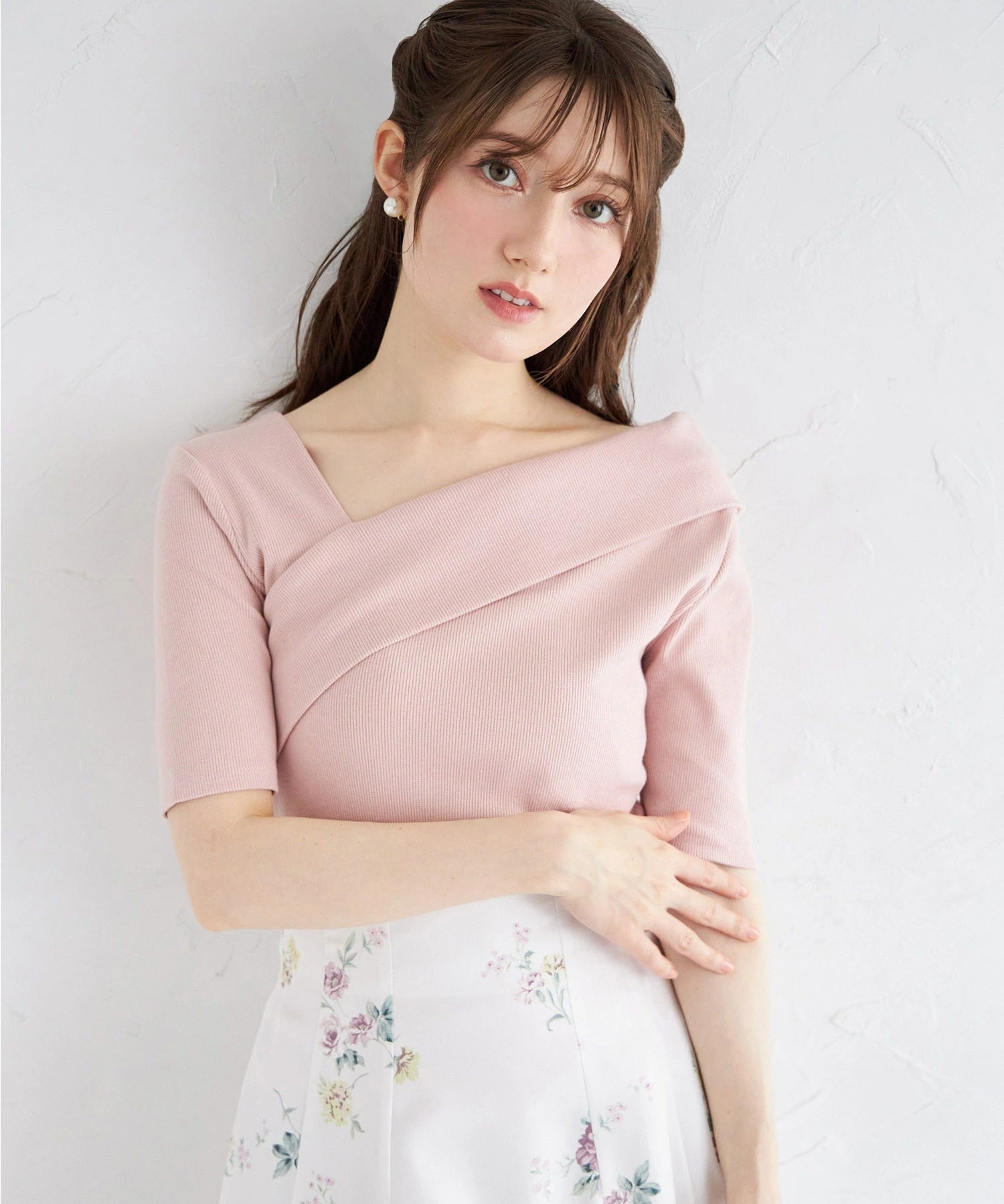 トッコクローゼット tocco closet アシメネックデザインリブカットソープルオーバー ピンク