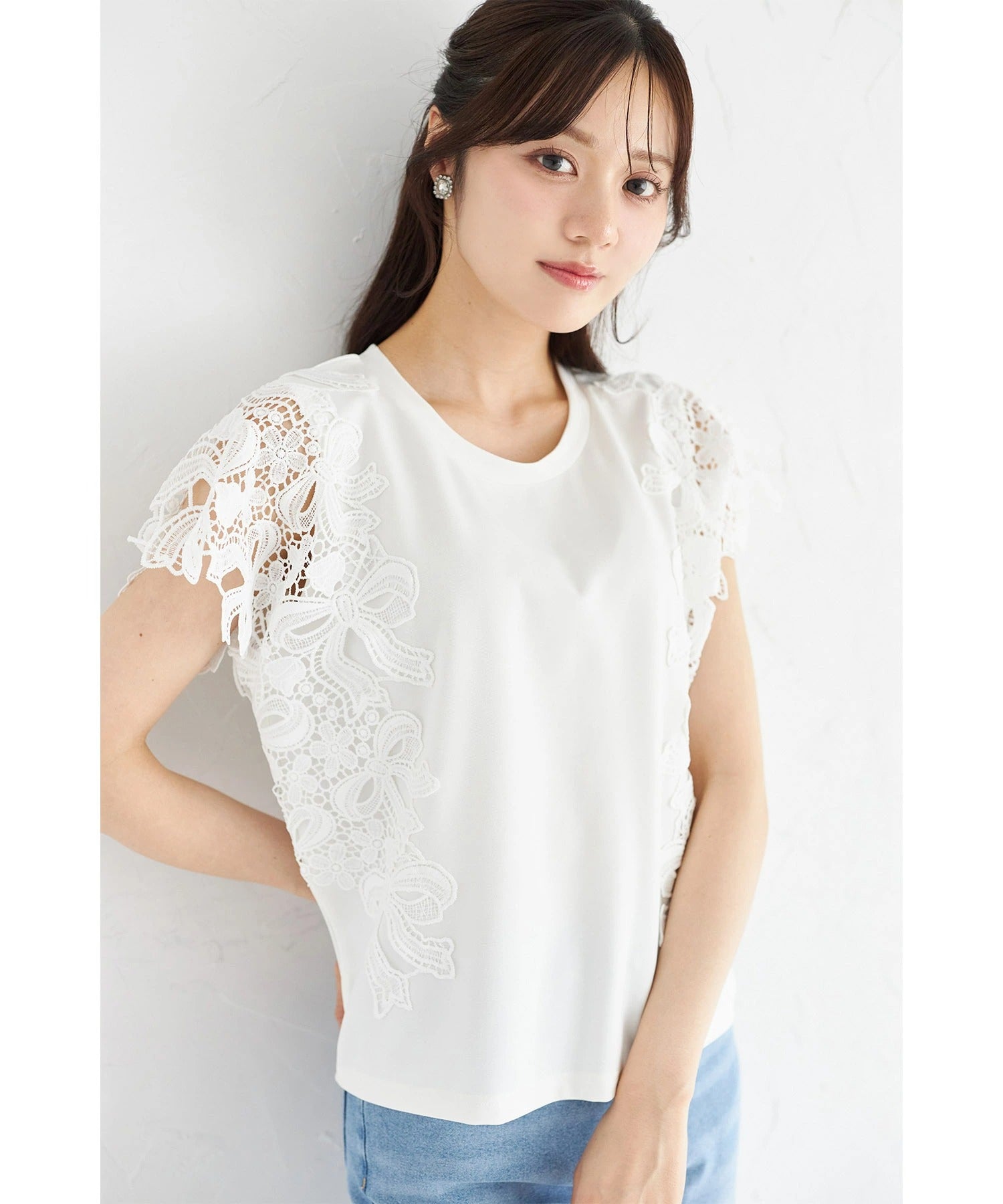 トッコクローゼット tocco closet 接触冷感♪リボン×フラワーレース装飾カットソープルオーバー ホワイト