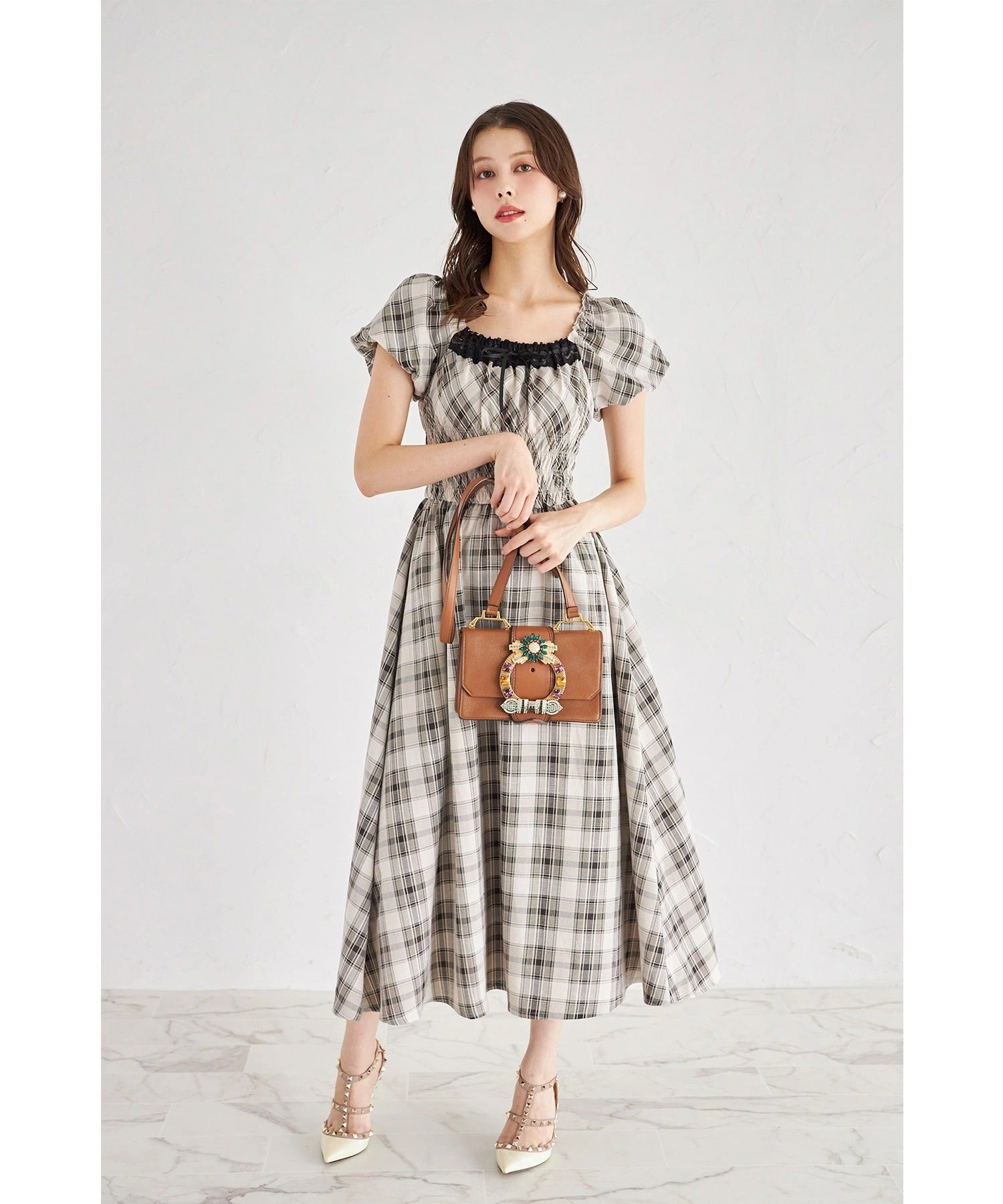 トッコクローゼット tocco closet レース＆リボン装飾チェック柄ウエストシャーリングワンピース ベージュ