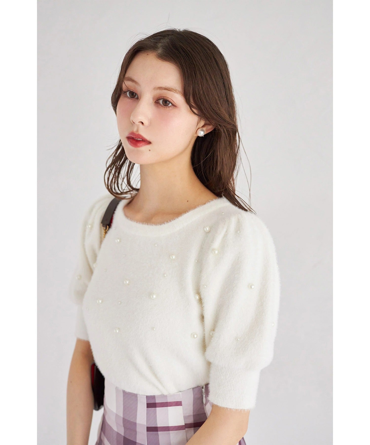 トッコクローゼット tocco closet パール付き半袖シャギーニットプルオーバー ホワイト