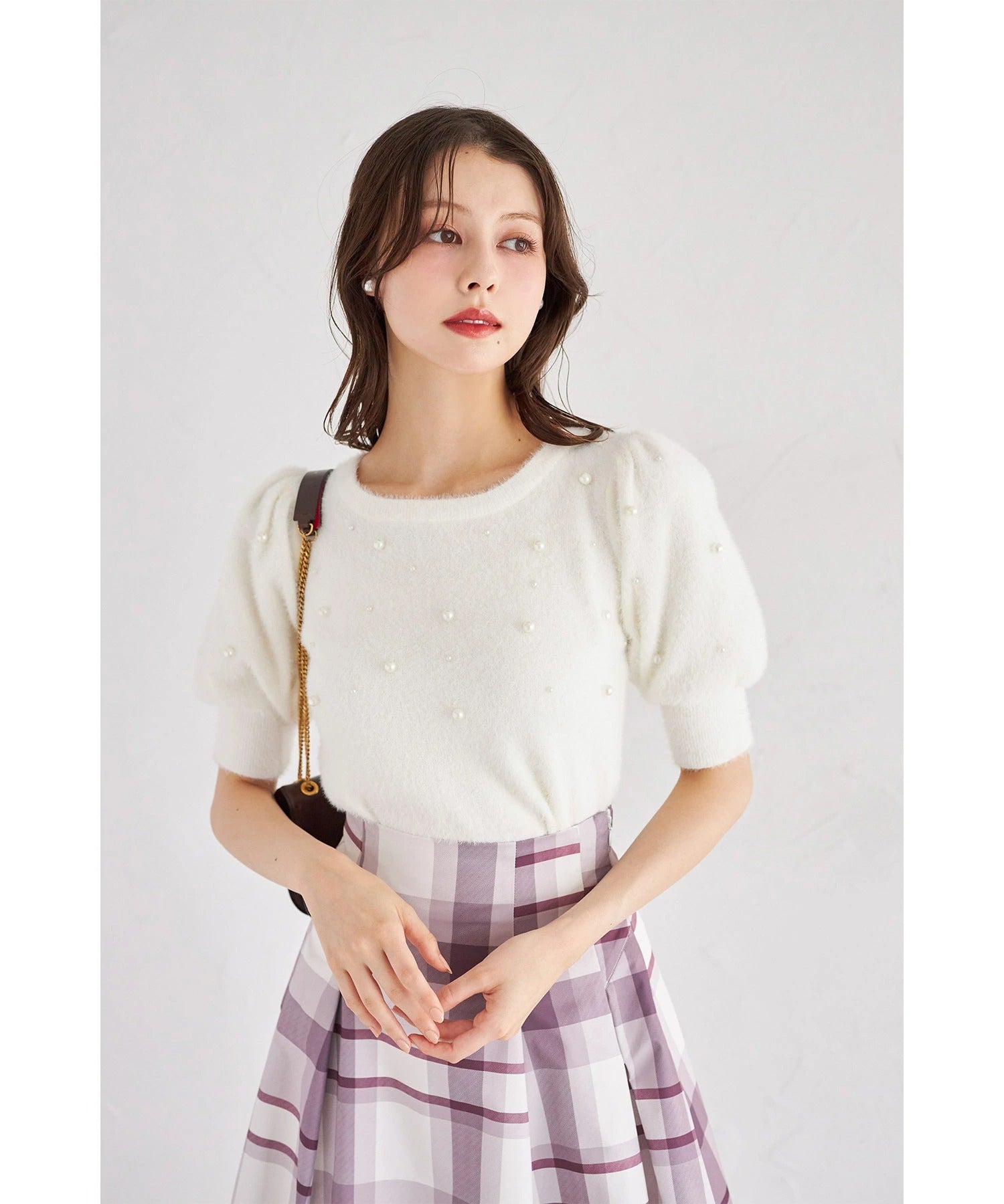 トッコクローゼット tocco closet パール付き半袖シャギーニットプルオーバー ホワイト