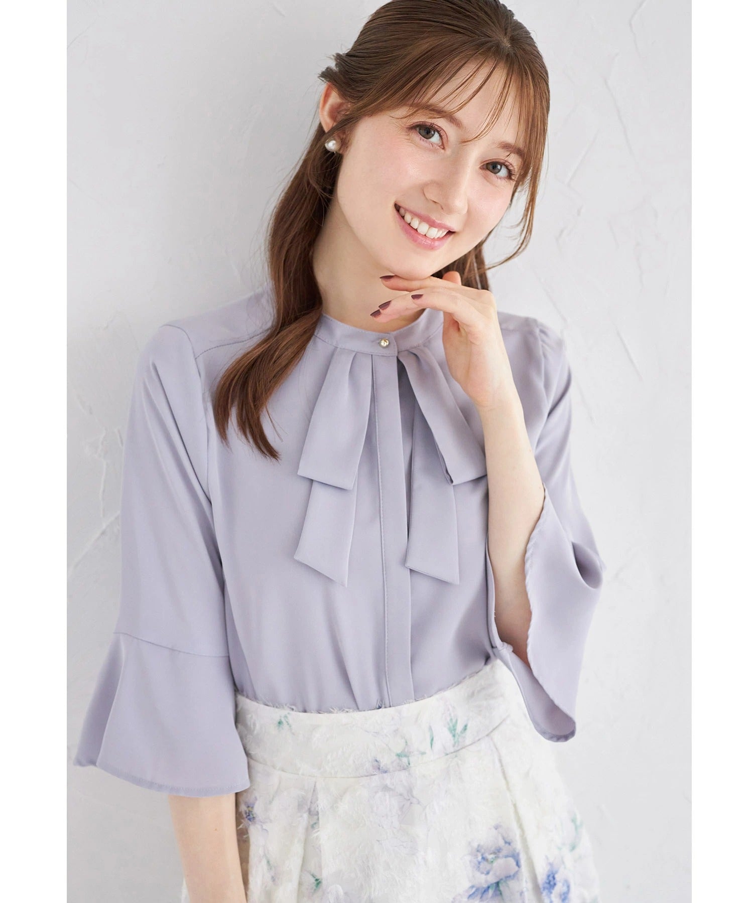 トッコクローゼット tocco closet フレアスリーブリボンボウタイブラウス ブルー