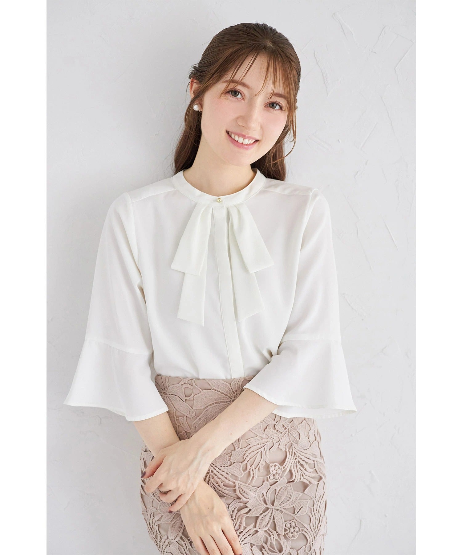 トッコクローゼット tocco closet フレアスリーブリボンボウタイブラウス ホワイト