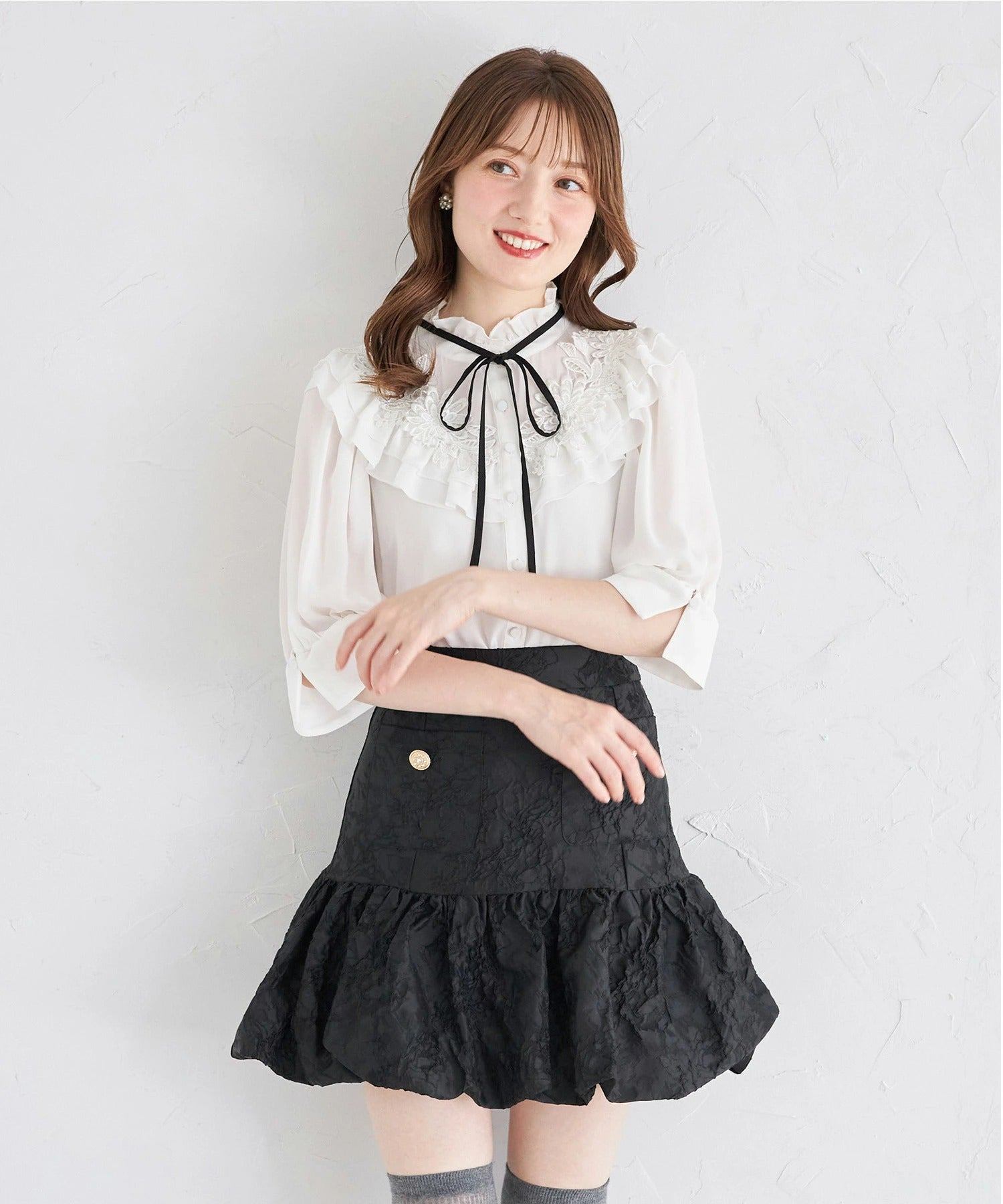 トッコクローゼット tocco closet リボン付きフラワーモチーフレース×フリルブラウス ホワイト