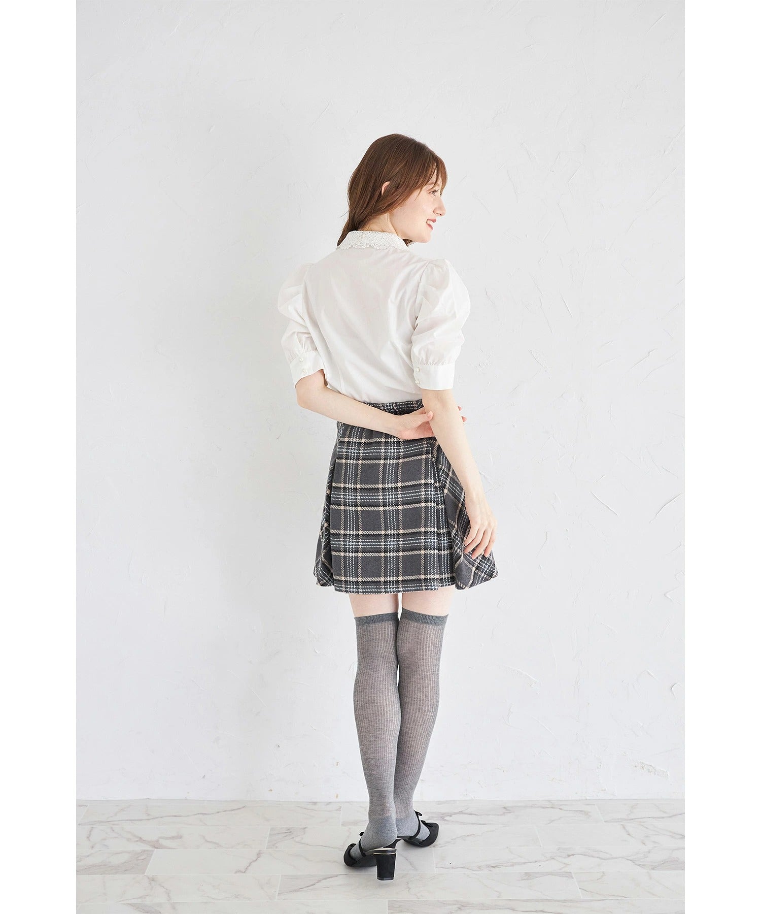 トッコクローゼット tocco closet 2WAYレース襟付きパール釦フリルブラウス ホワイト