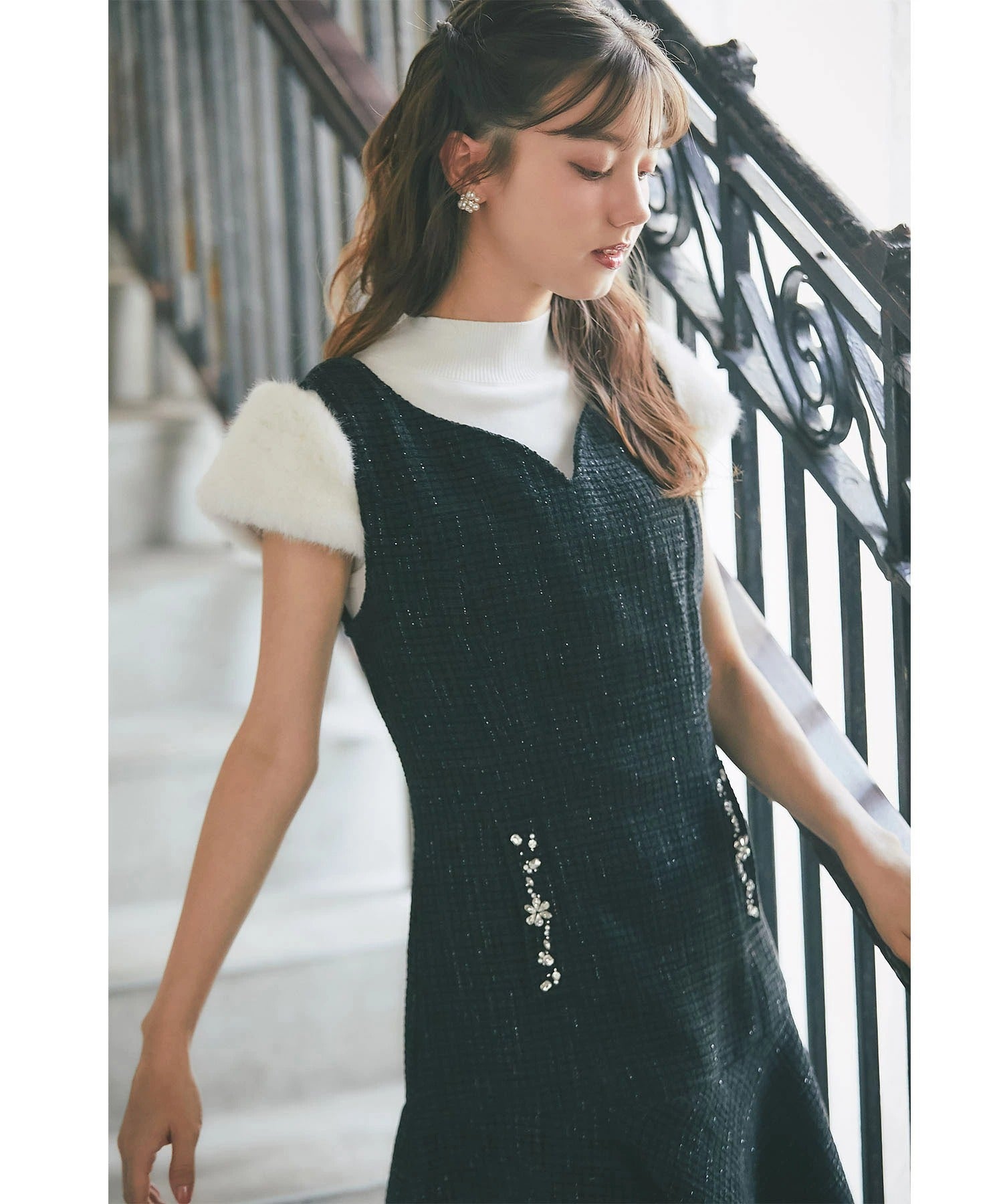 トッコクローゼット tocco closet ポケットビジュー付きツイードジャンパースカート ブラック