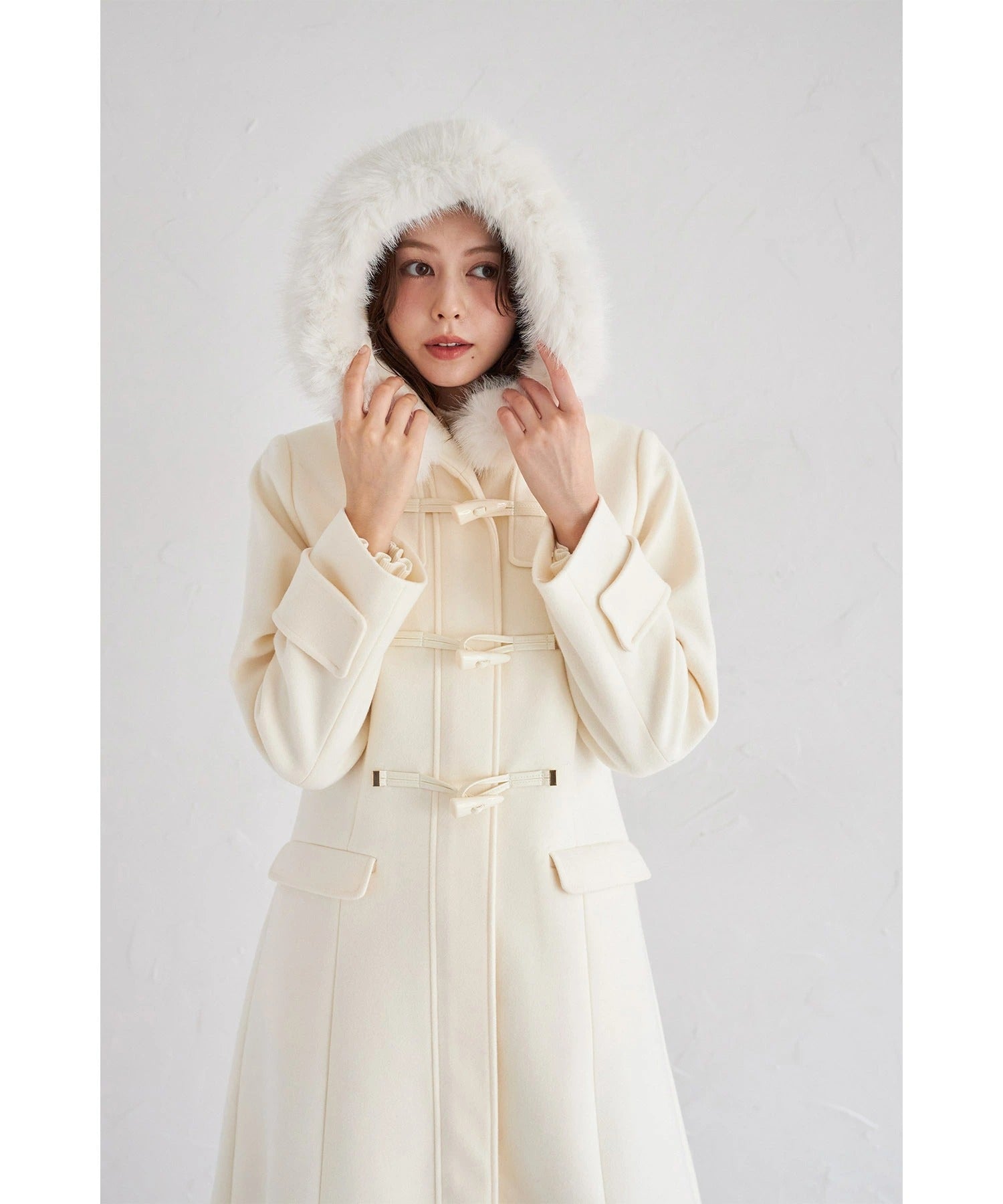 トッコクローゼット tocco closet 取り外し可能なファー付きフィット＆フレアシルエットダッフルコート ホワイト