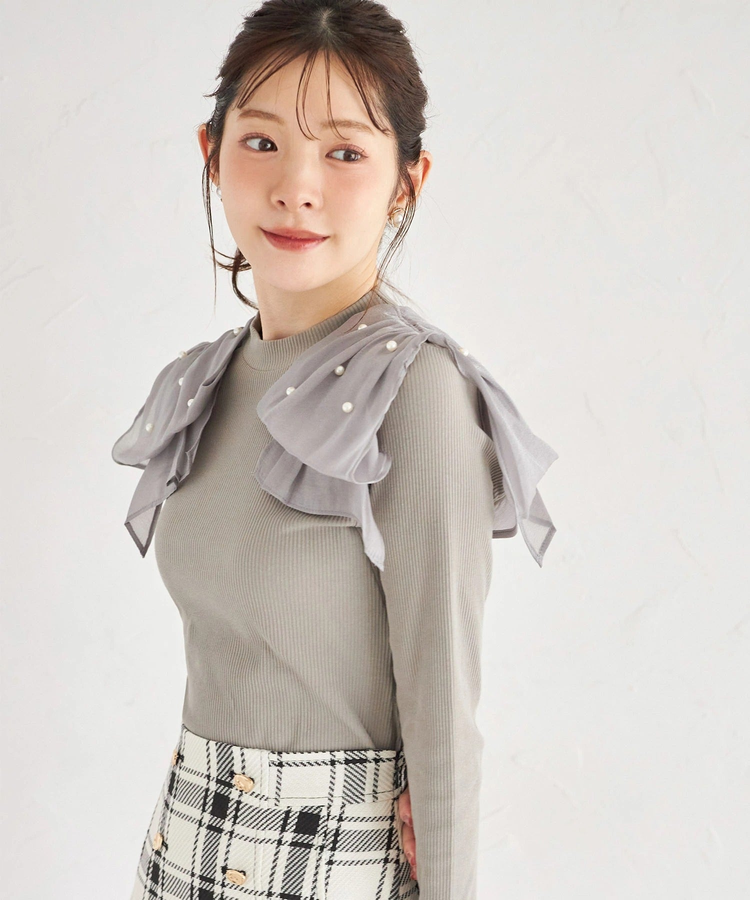 トッコクローゼット tocco closet 肩リボン＆パール付きリブカットプルオーバー グレー
