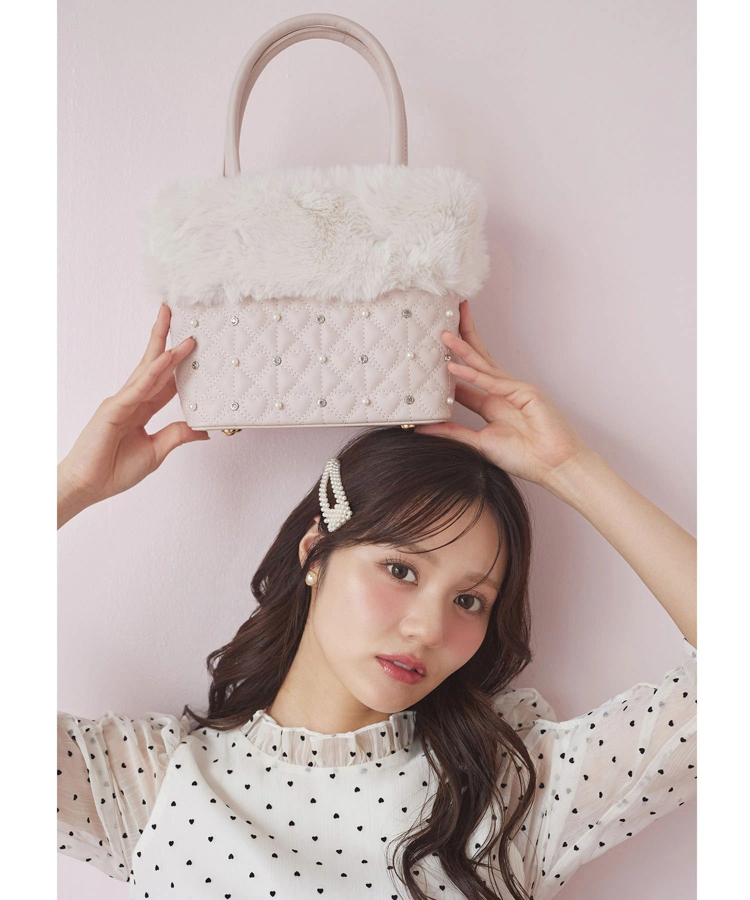 トッコクローゼット tocco closet 3WAYショルダー付きパールビジュー装飾ファー×ハートキルティングバッグ ピンク