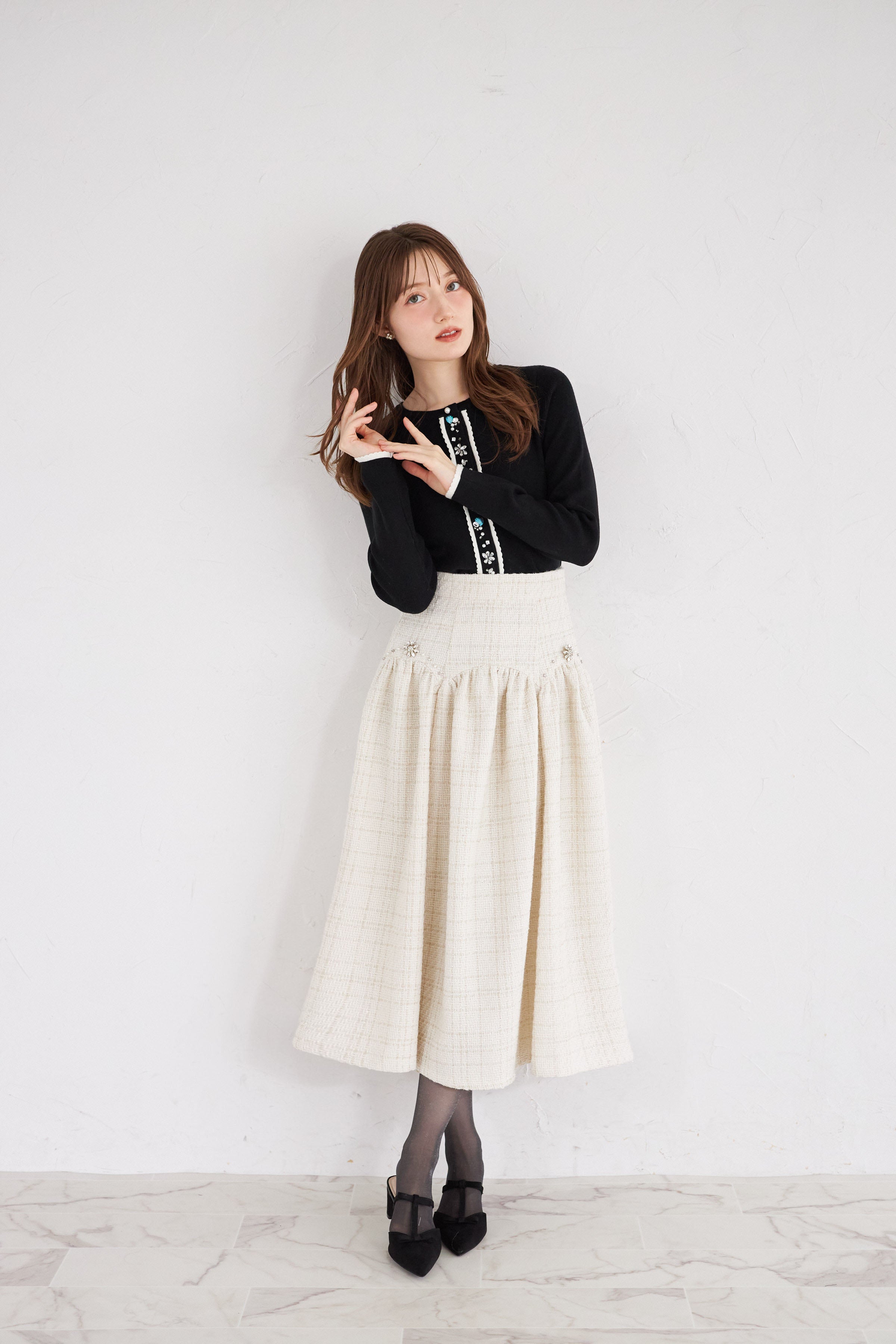 トッコクローゼット tocco closet ビジュー装飾スカラップ切り替えツイードフレアスカート ホワイト