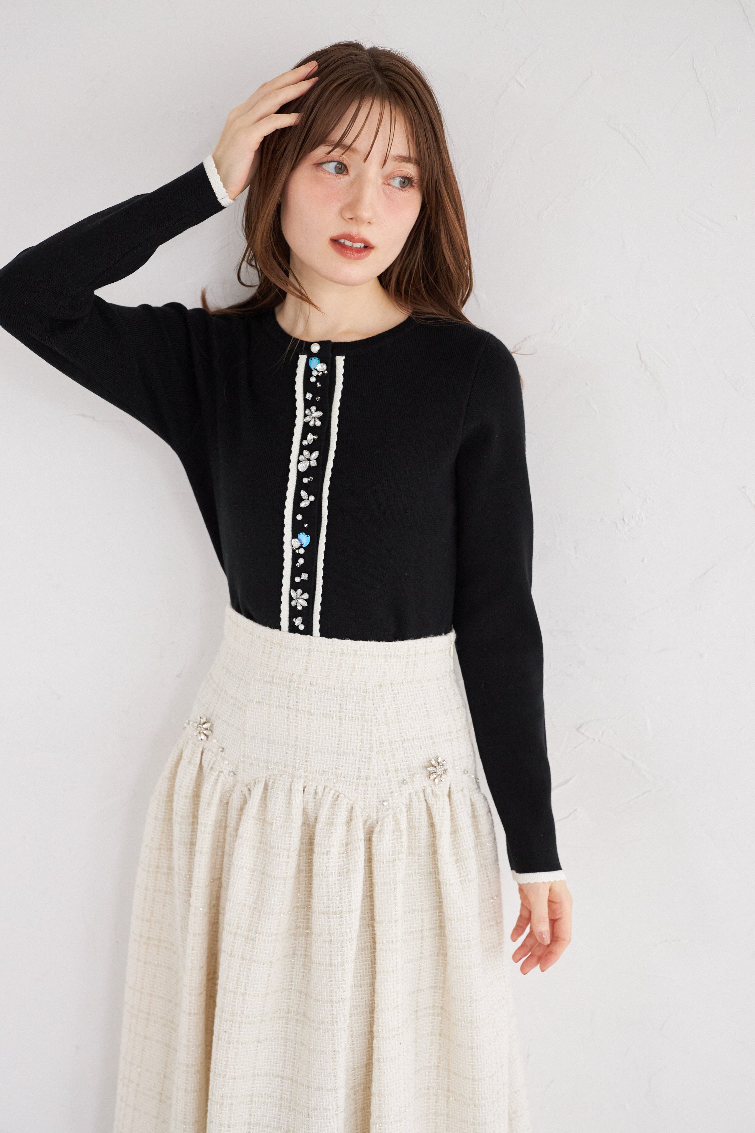 トッコクローゼット tocco closet ビジュー装飾スカラップ切り替えツイードフレアスカート ホワイト