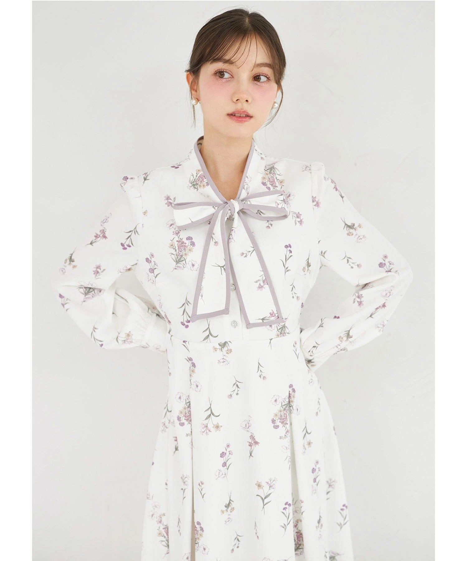 トッコクローゼット tocco closet 配色ライン ボウタイマルチフラワーワンピース パープル
