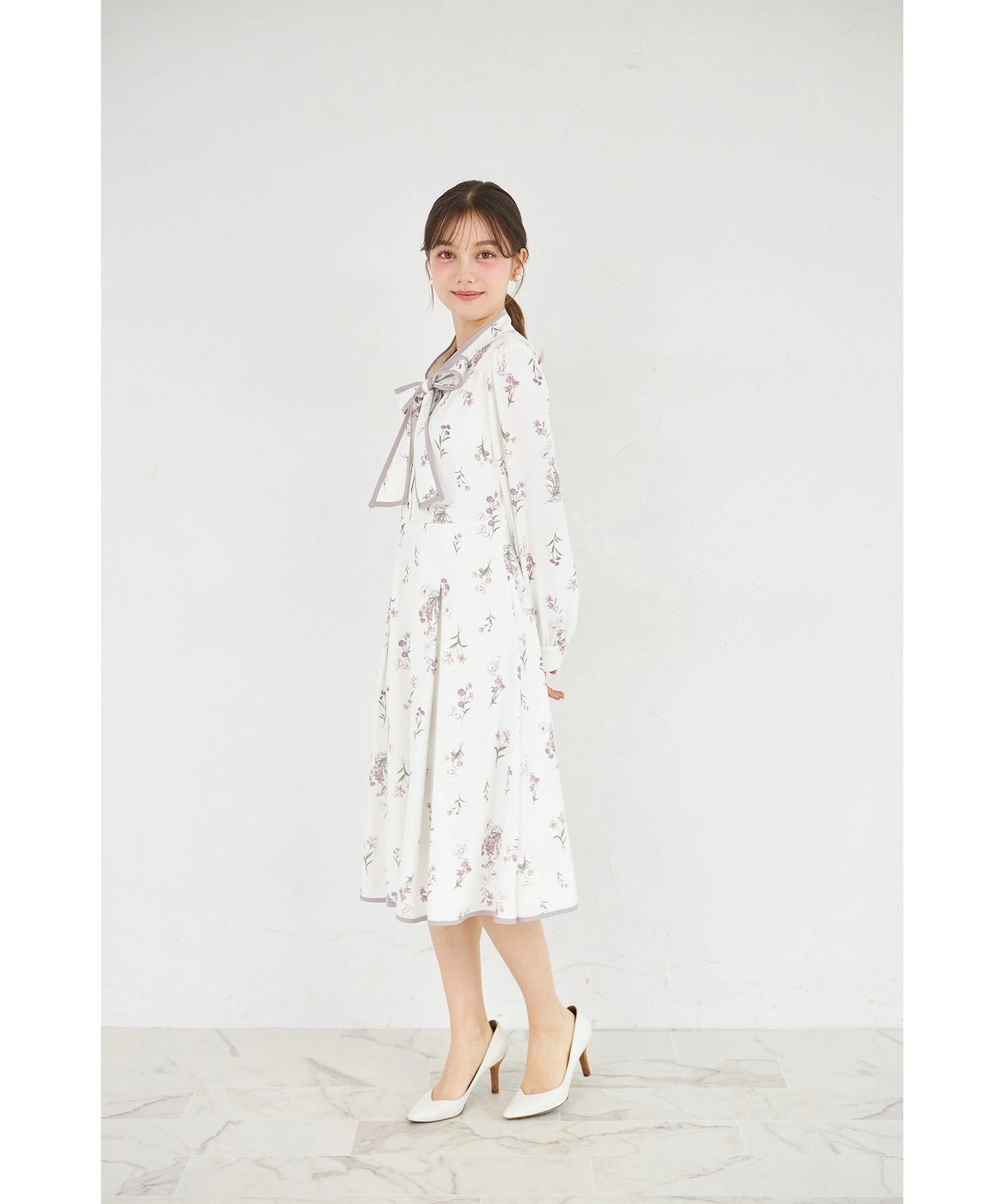 トッコクローゼット tocco closet 配色ライン ボウタイマルチフラワーワンピース パープル