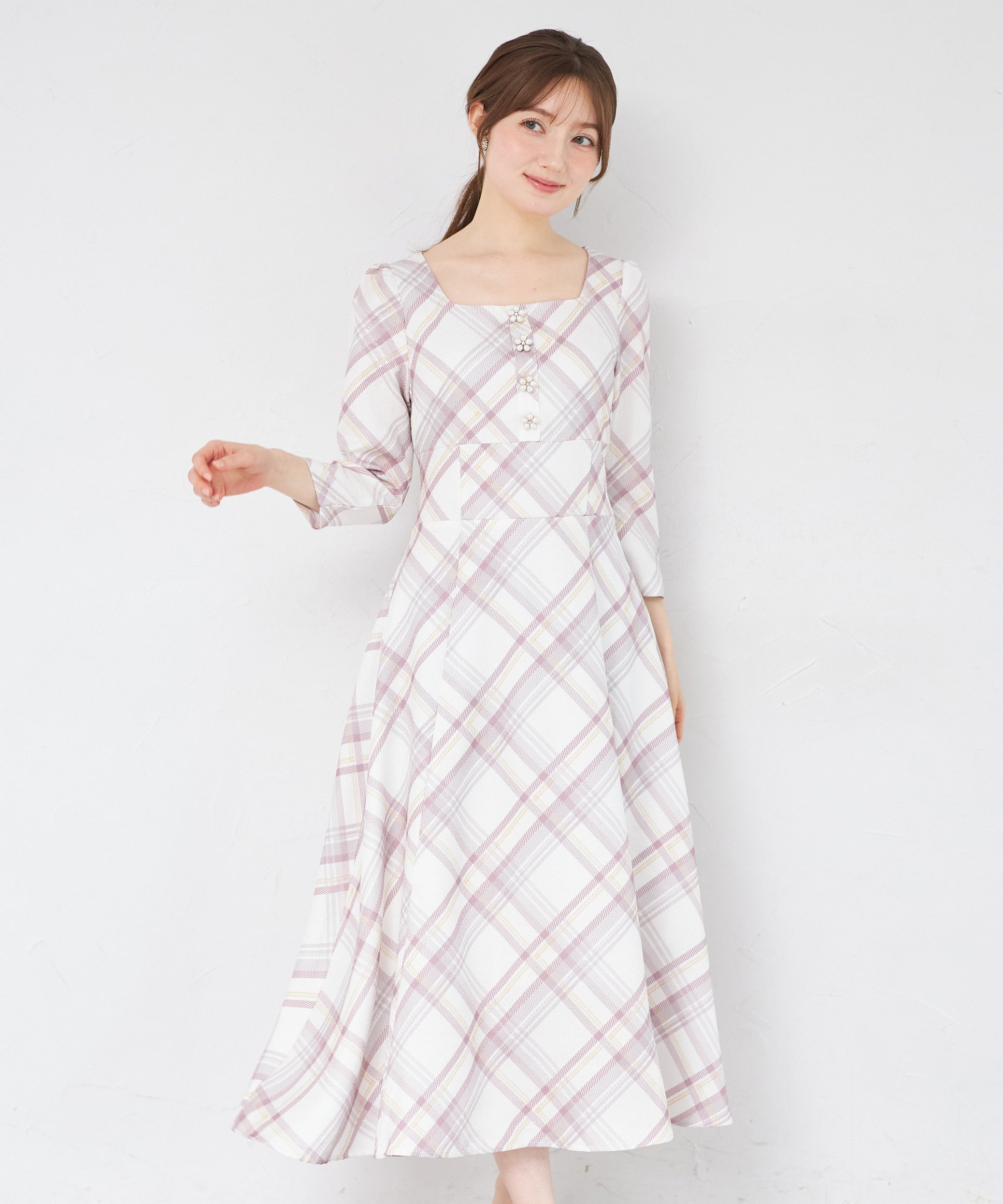 トッコクローゼット tocco closet フラワーモチーフ飾り釦ツイードライクチェックワンピース ピンク