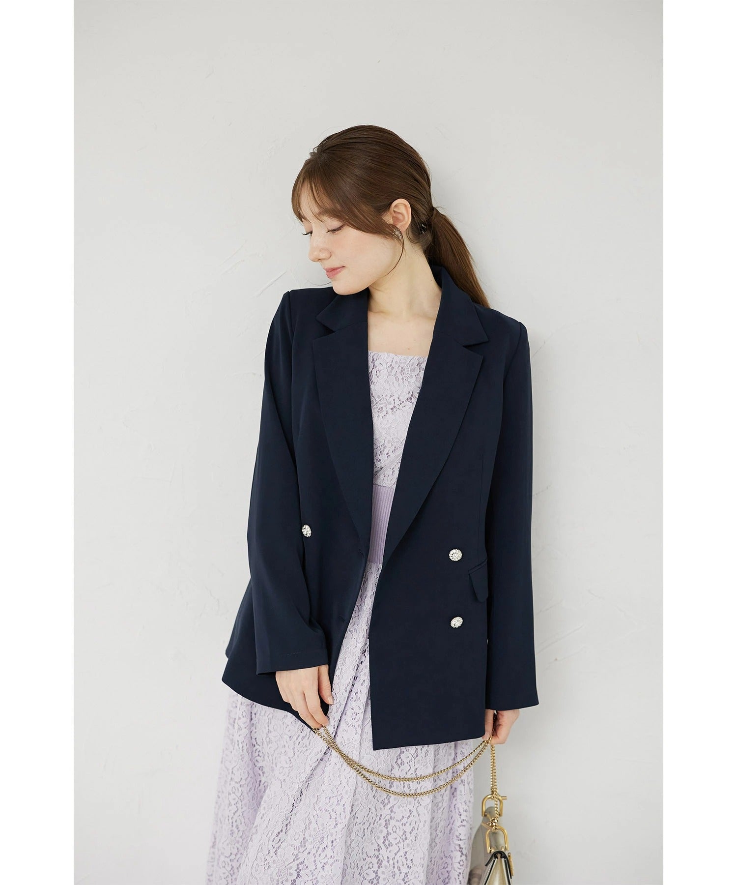 トッコクローゼット tocco closet 羽織るだけでコーデを格上げしてくれるビジュー釦ダブルジャケット ネイビー