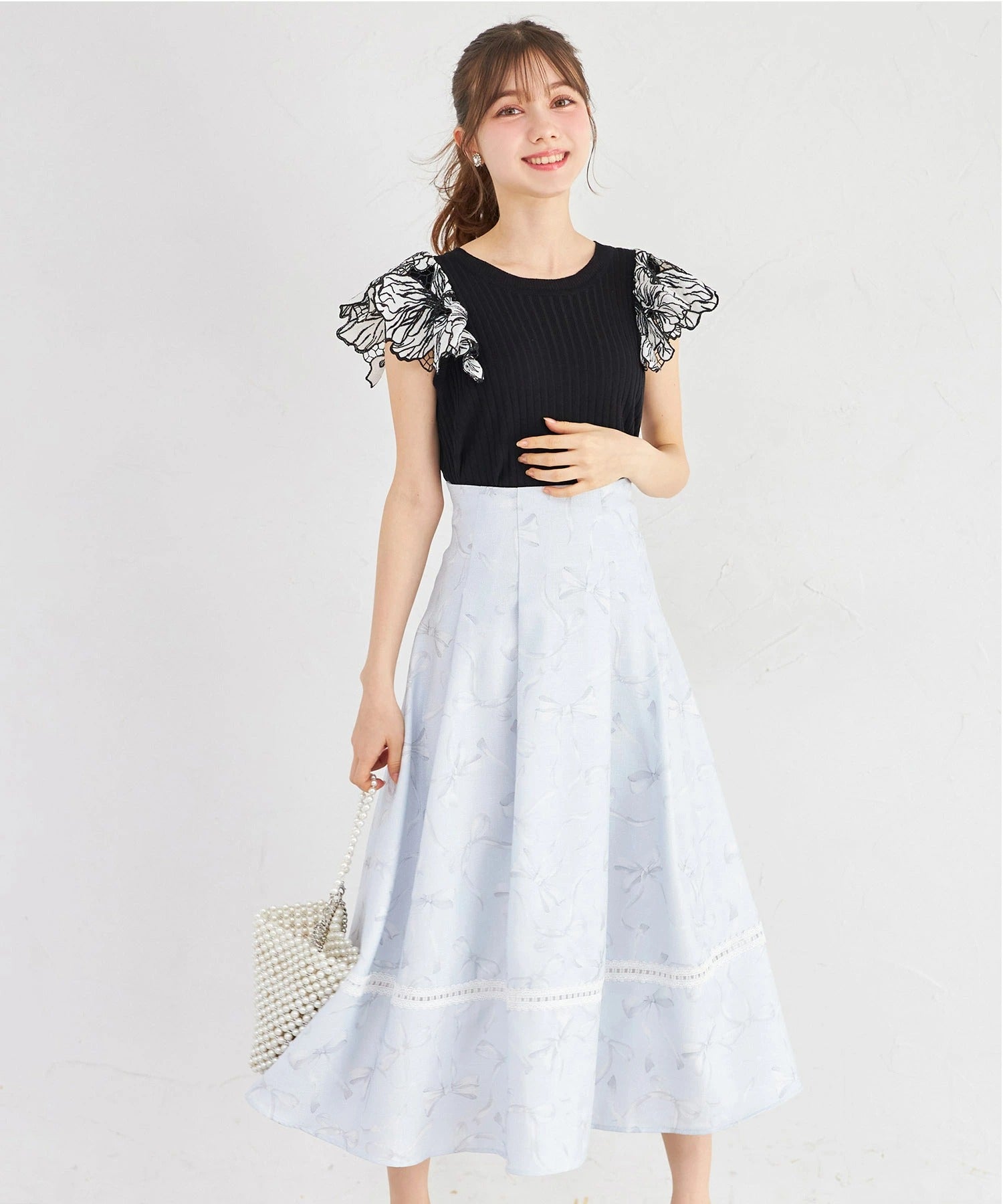 トッコクローゼット tocco closet バックレースアップ裾レース装飾リボンプリントツイードライクフレアスカート ブルー