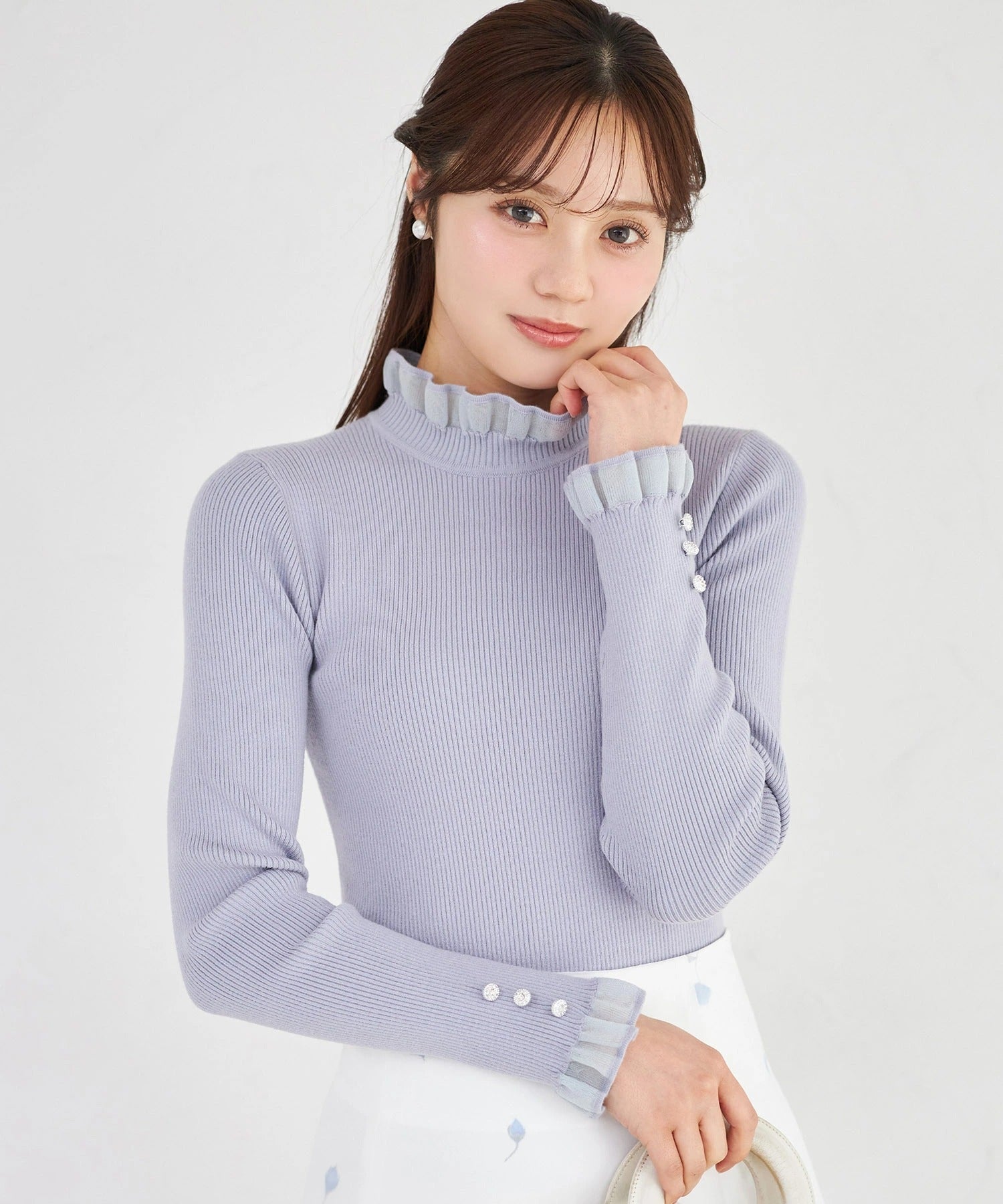 トッコクローゼット tocco closet 袖口ビジュー付きシアーフリル切り替えリブニットプルオーバー ブルー