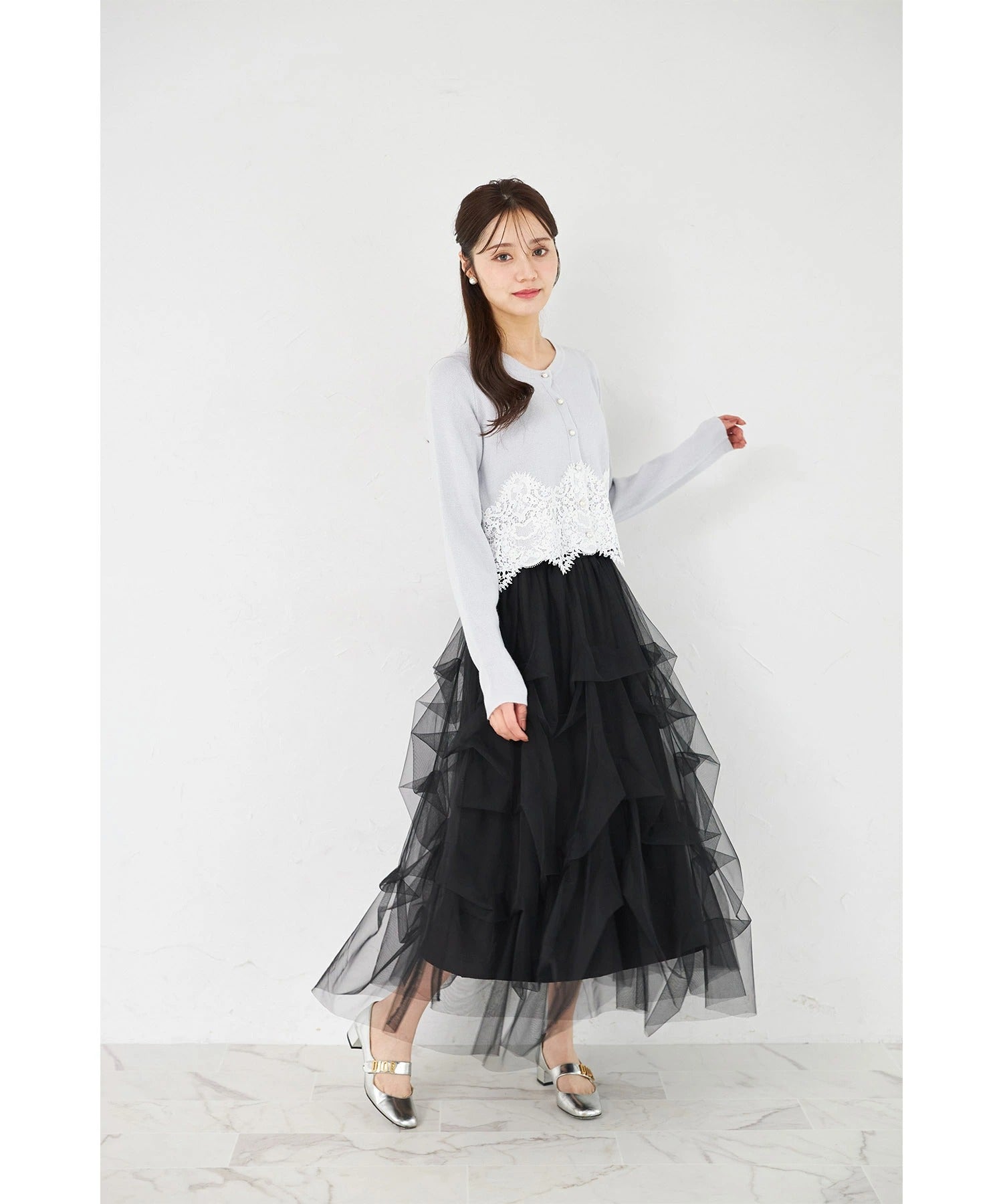 トッコクローゼット tocco closet 裾レース装飾パール釦ニットカーディガン ブルー