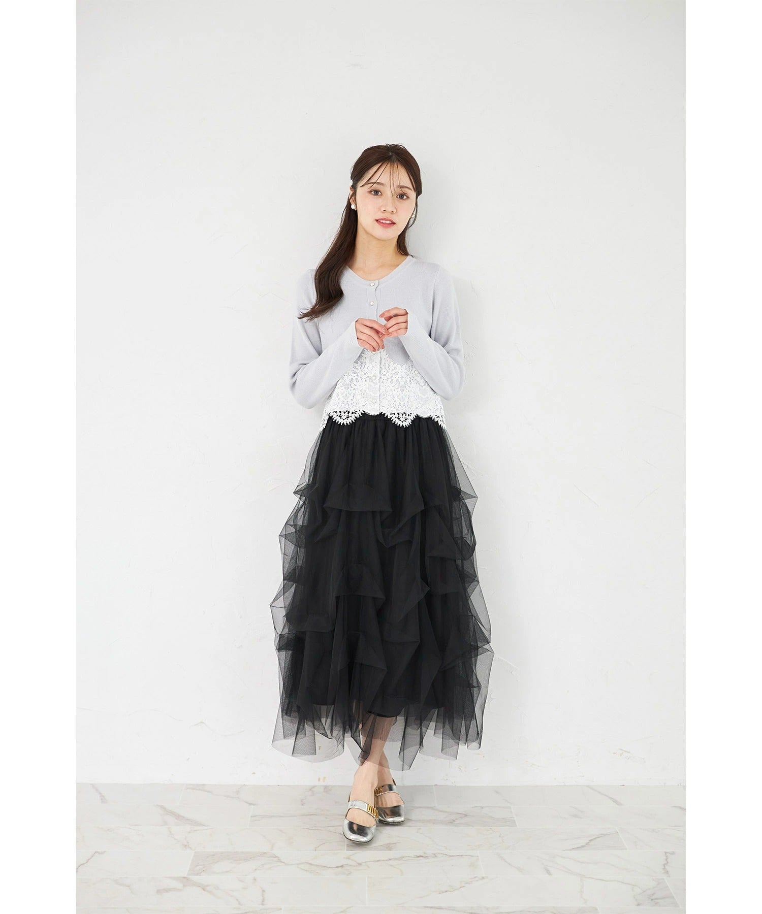 トッコクローゼット tocco closet 裾レース装飾パール釦ニットカーディガン ブルー