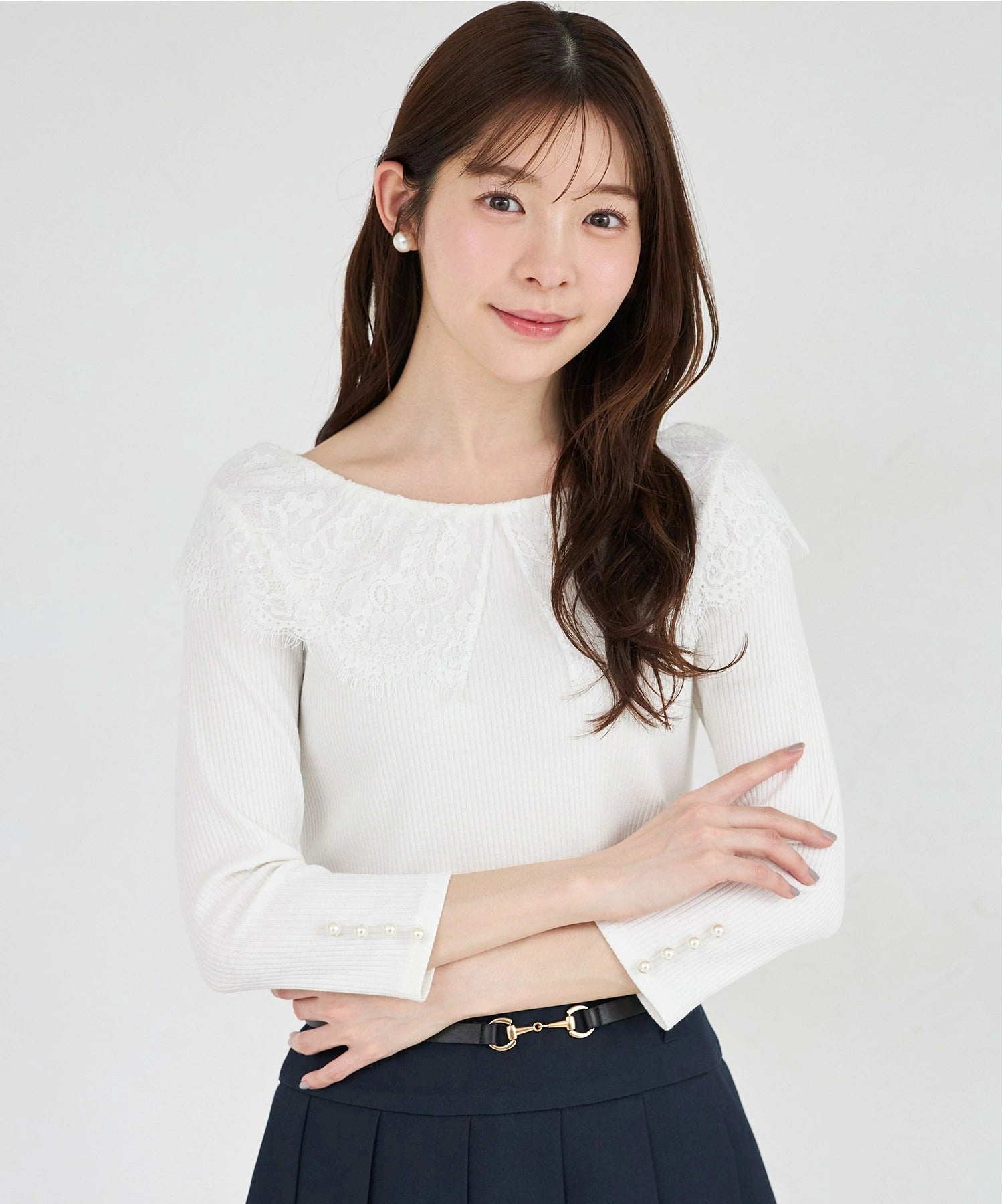 トッコクローゼット tocco closet ビックレース付きリブカットソープルオーバ ホワイト