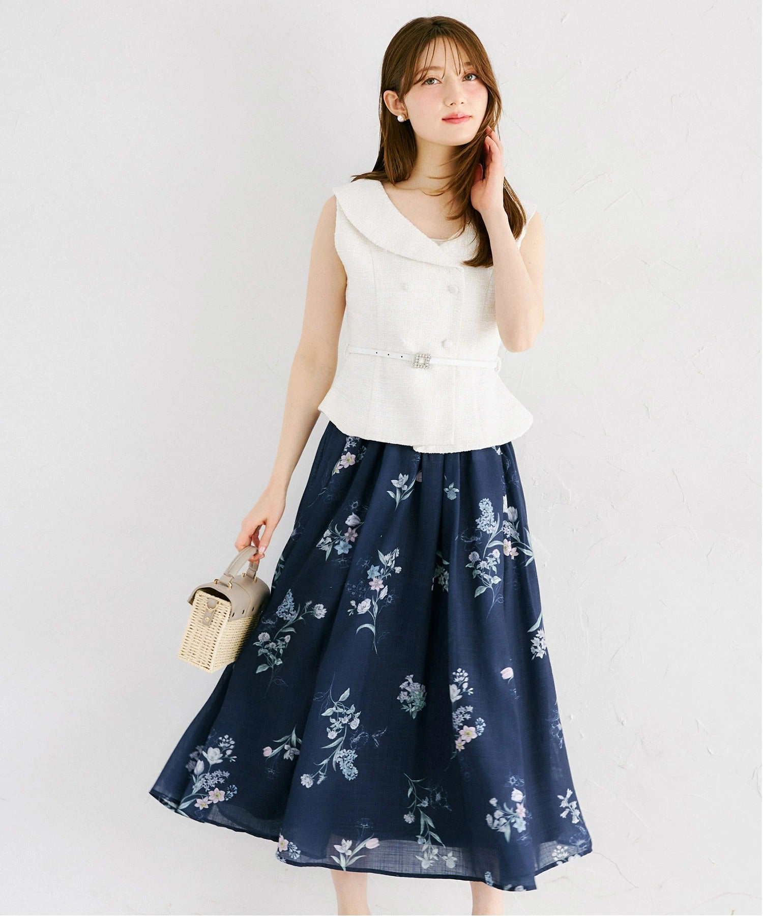 トッコクローゼット tocco closet コットンライクフラワープリントギャザーフレアスカート ネイビー