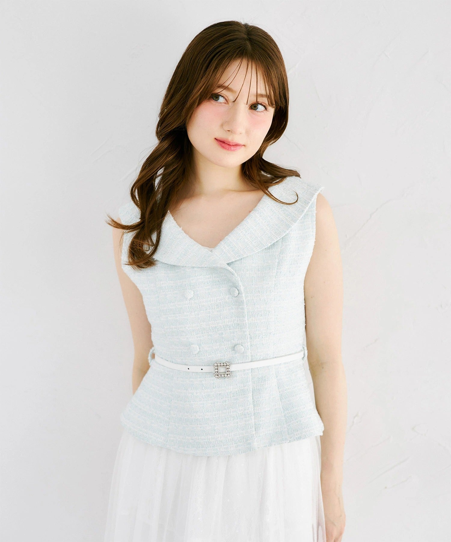 トッコクローゼット tocco closet ビジューベルト付きツイードペプラムジレ ブルー