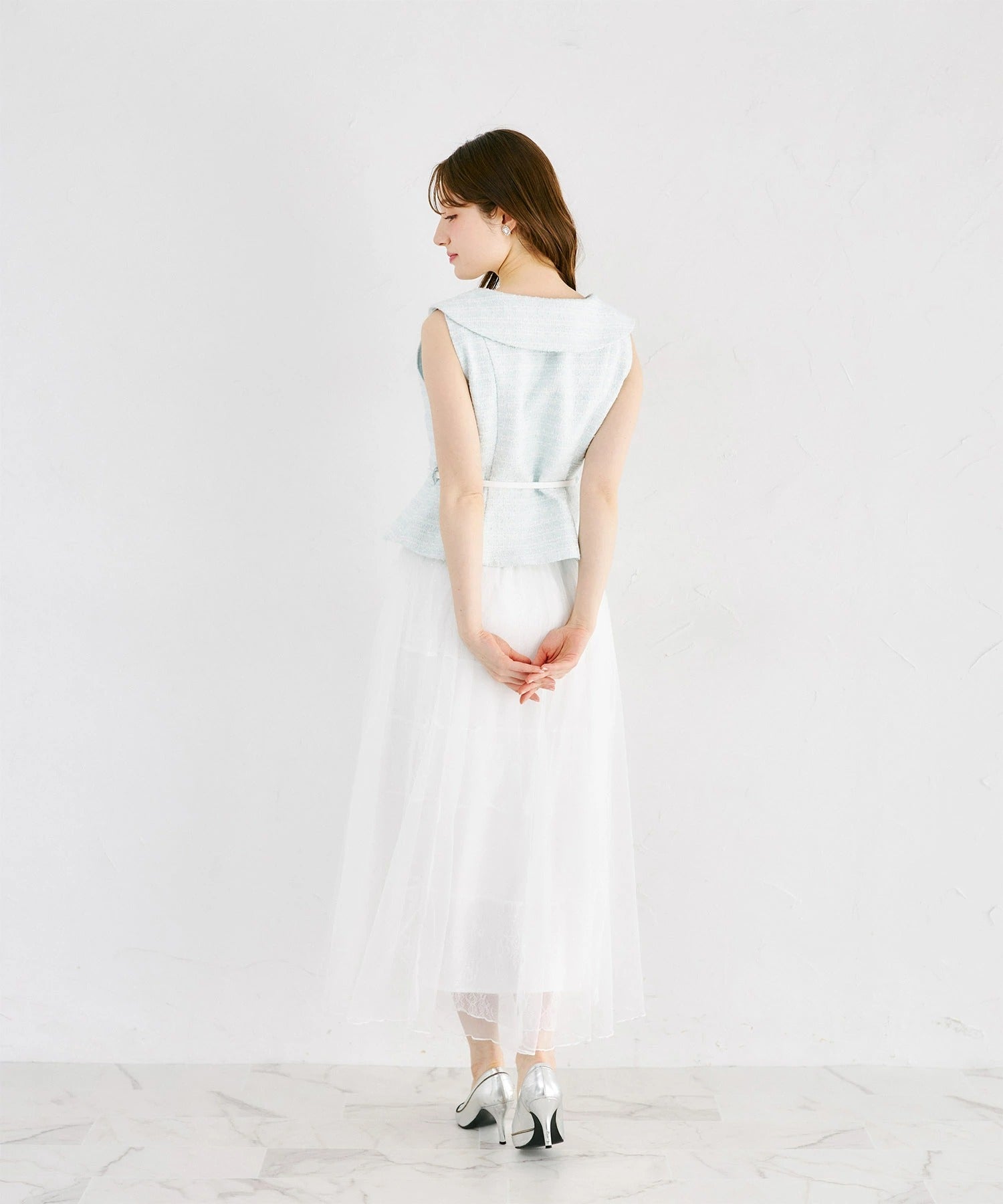 トッコクローゼット tocco closet ビジューベルト付きツイードペプラムジレ ブルー