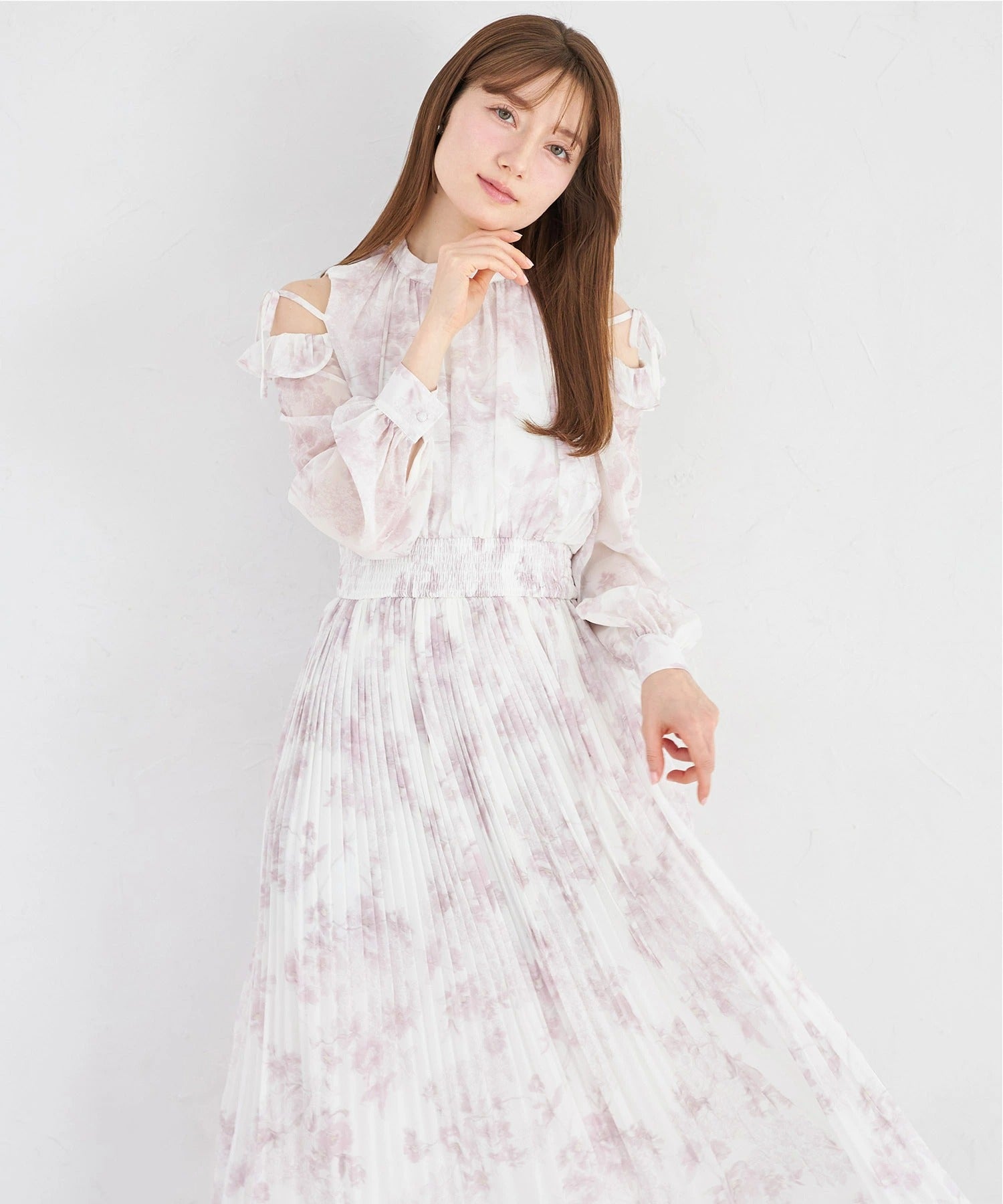 トッコクローゼット tocco closet ウエストシャーリングフラワープリント肩開きサイドリボンOP ピンク