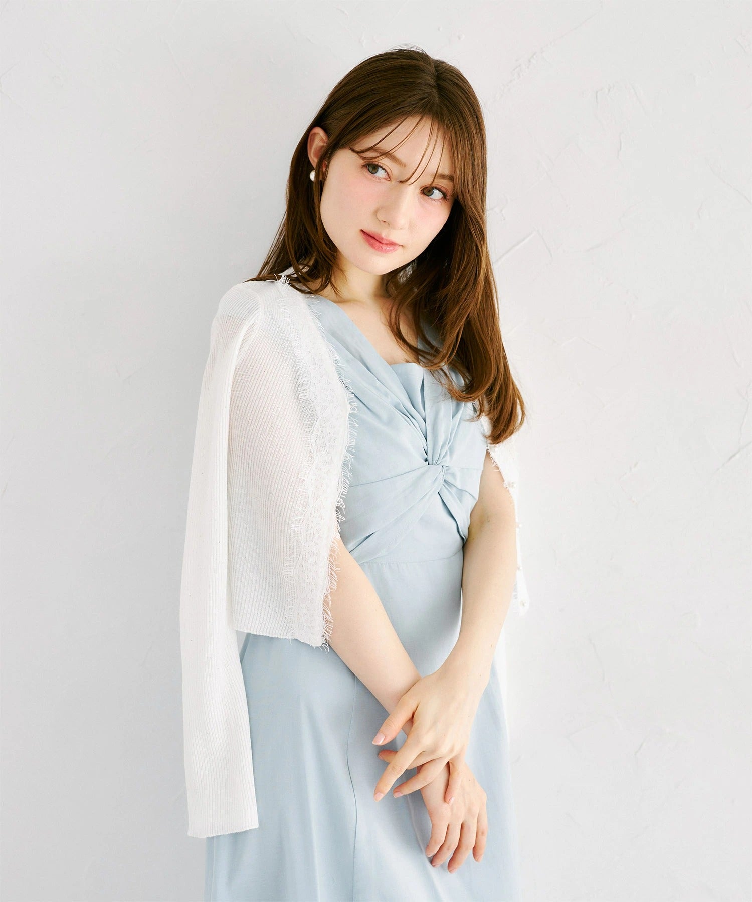 トッコクローゼット tocco closet スパンコール入りレース装飾リブニットカーディガン ホワイト