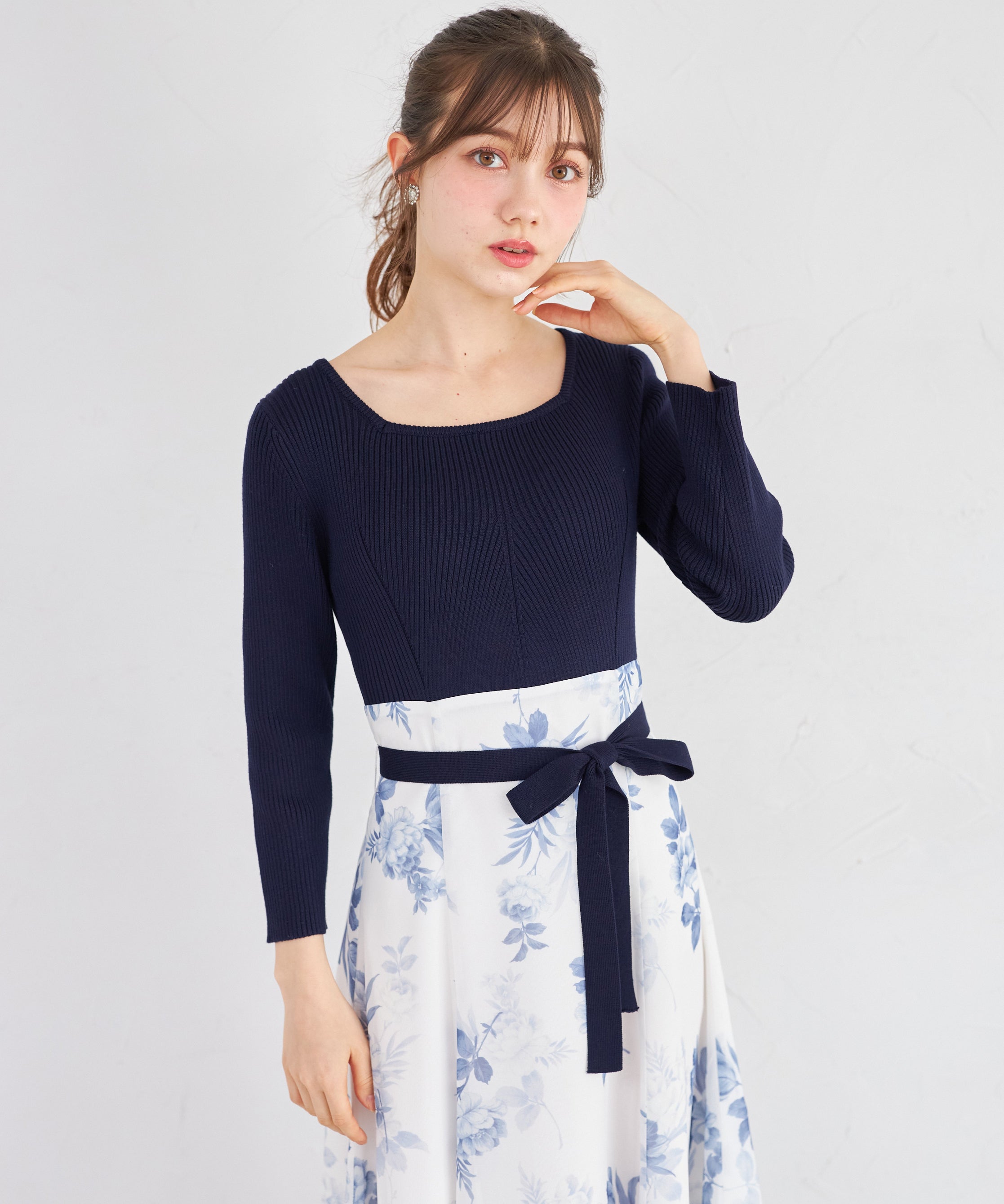 トッコクローゼット tocco closet ニットドッキングフラワーOP ネイビー