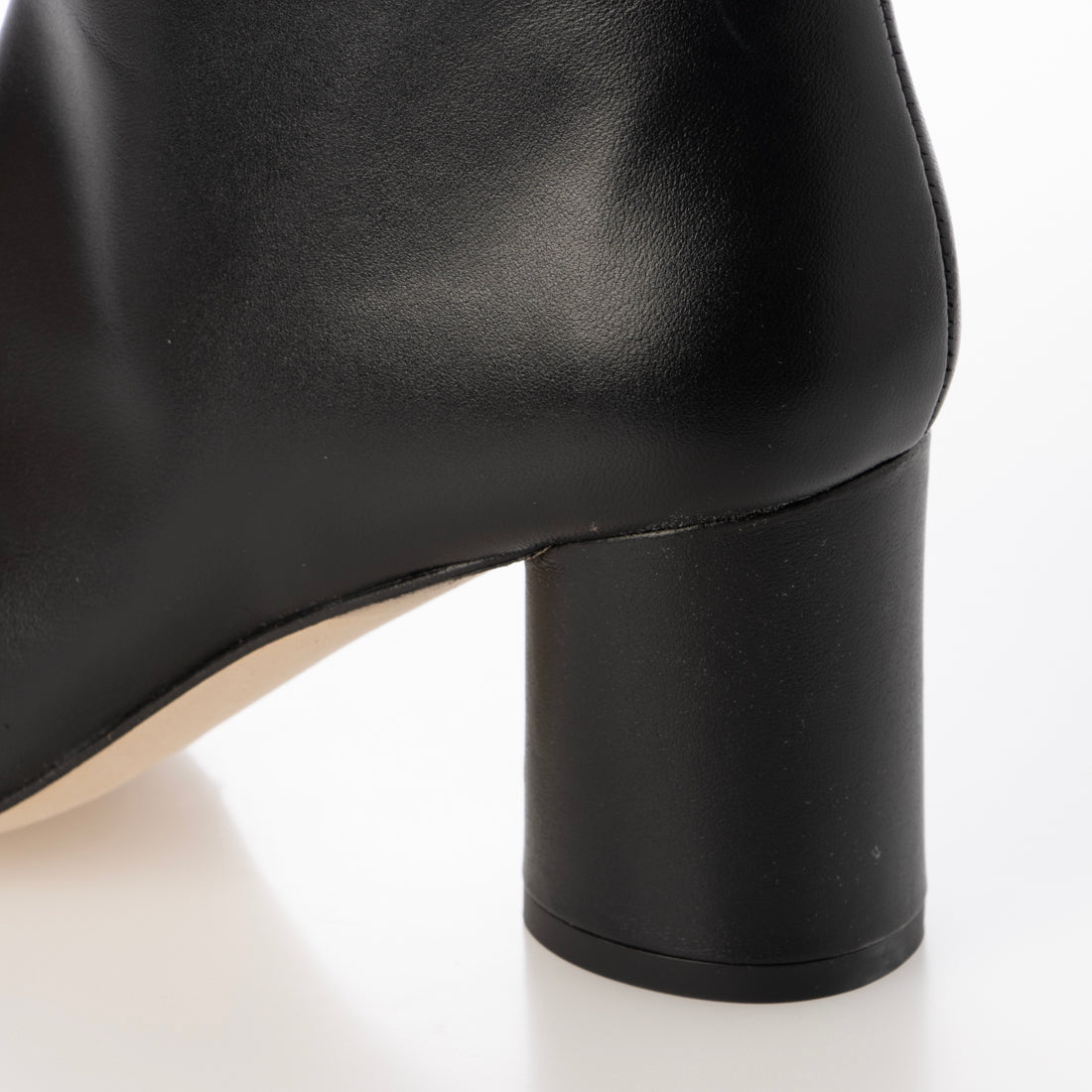 ペリーコ サニー PELLICO SUNNY ブロックヒールラウンドショートブーツ （BLACK） BLACK