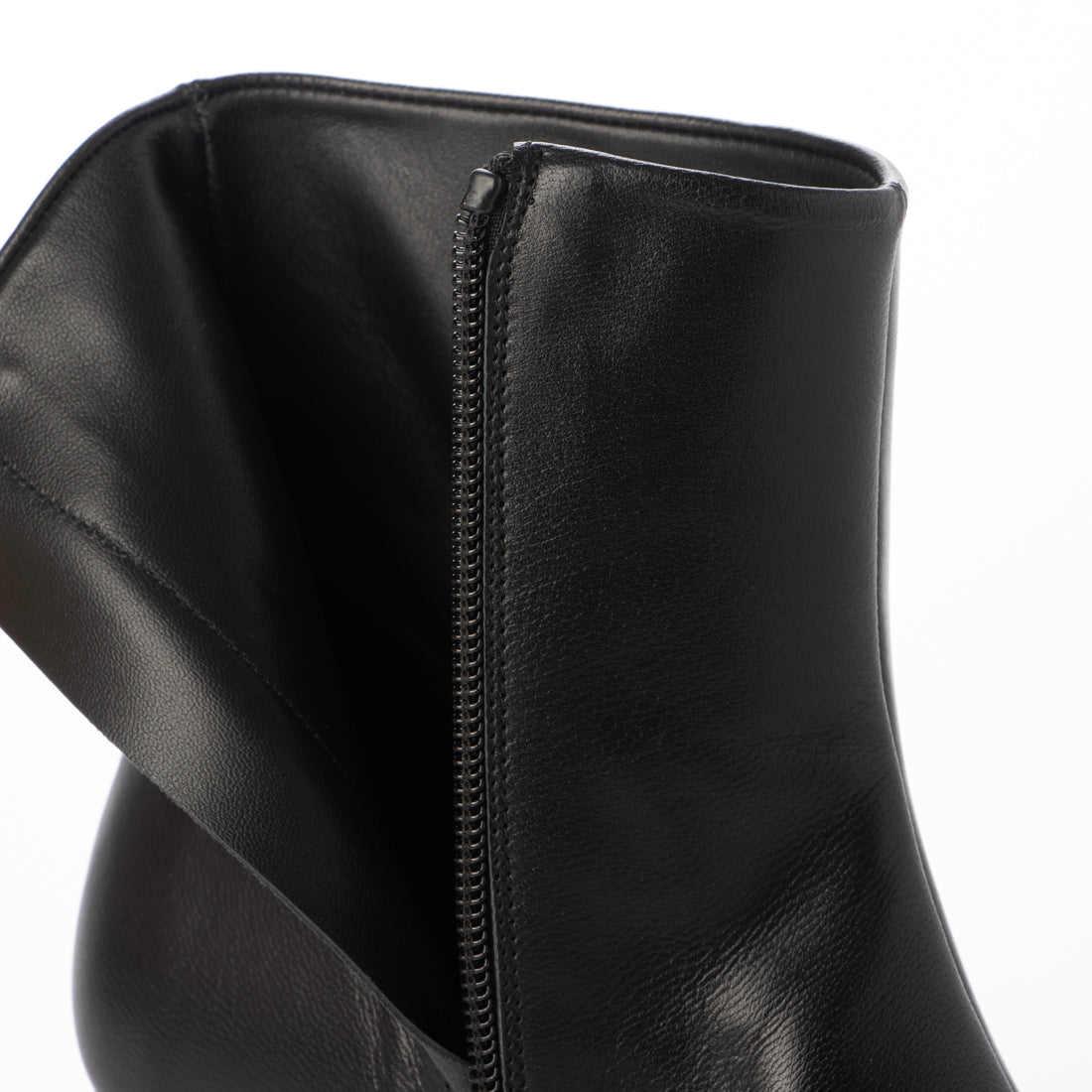 ペリーコ サニー PELLICO SUNNY ブロックヒールラウンドショートブーツ （BLACK） BLACK
