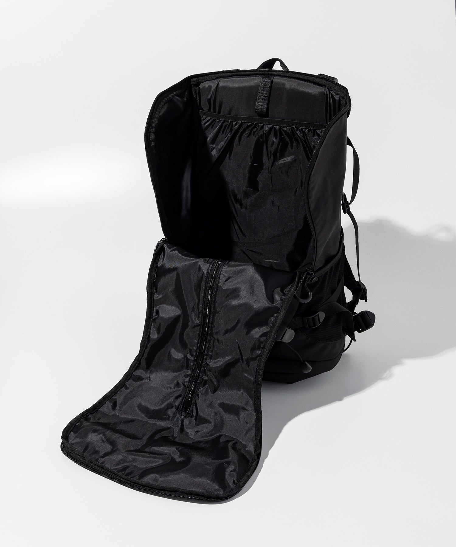 フェニックス phenix phenix outdoor(フェニックスアウトドア) AGS Crest / エージーエス クレストリュック （ブラック） ブラック