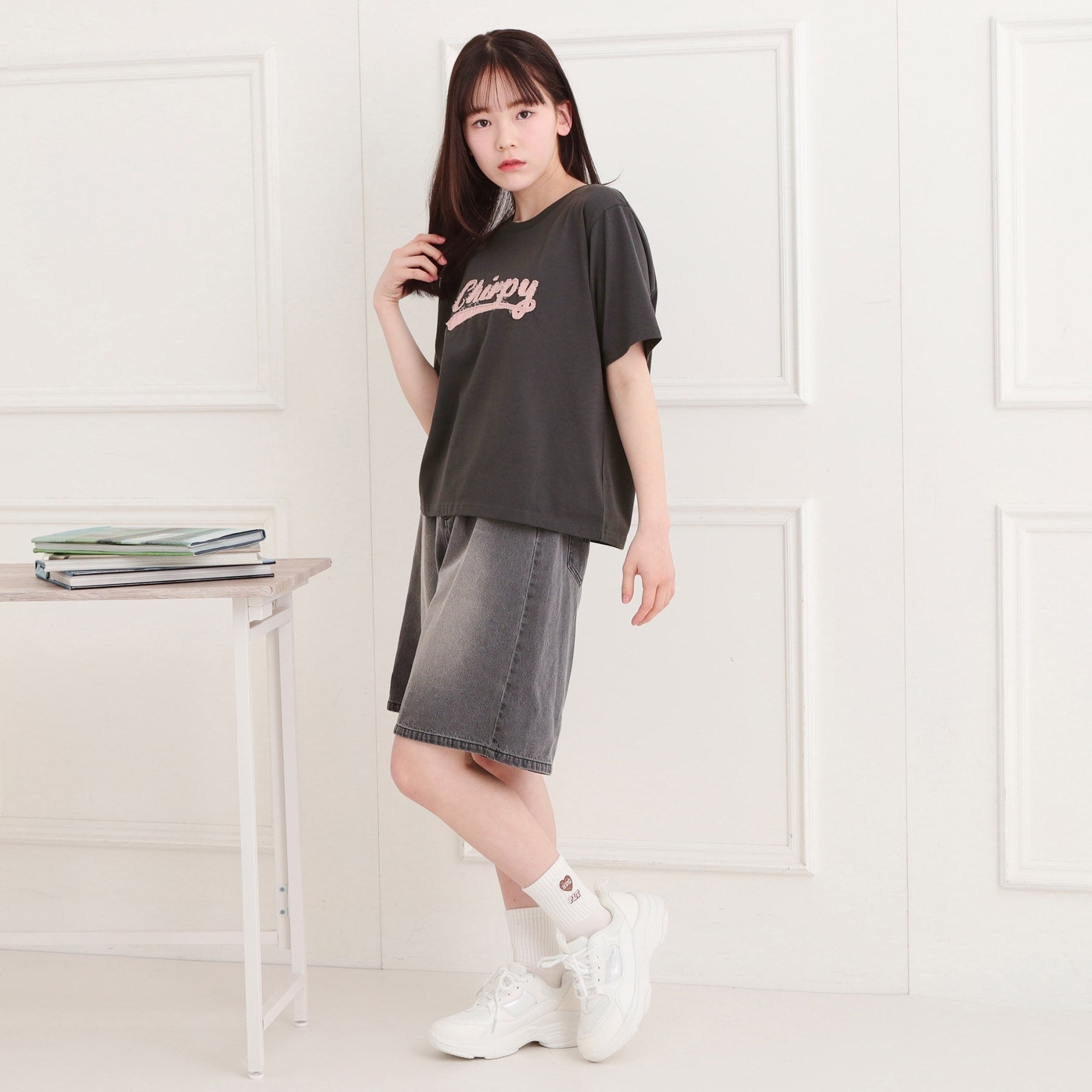 ピンク ラテ PINK-latte ツイルアップリケTシャツ （チャコールグレー(014)） チャコールグレー(014)