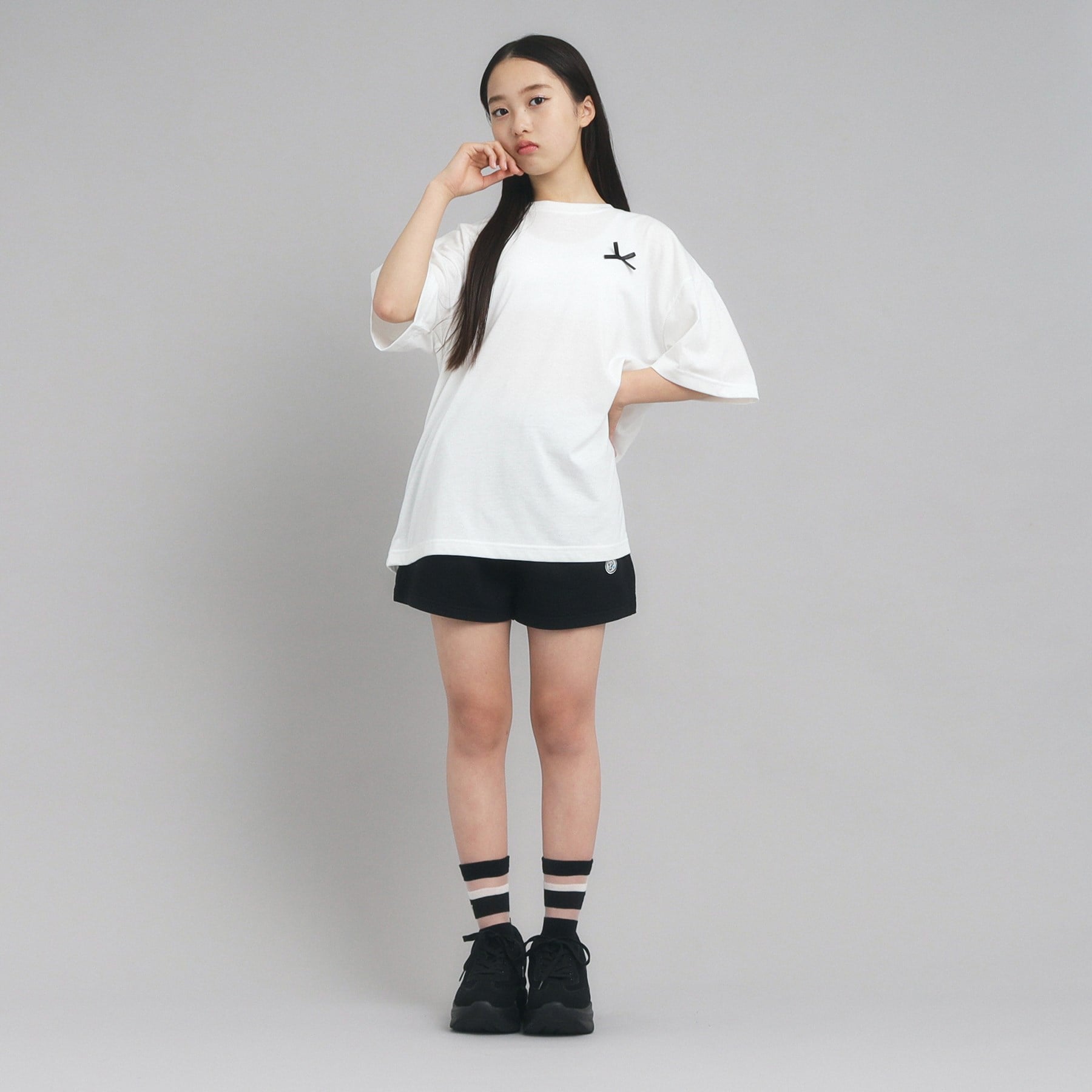 ピンク ラテ PINK-latte バックフォトプリントTシャツ