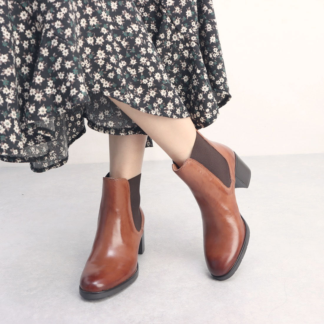 PIEDI NUDI genuine leather side gore boots