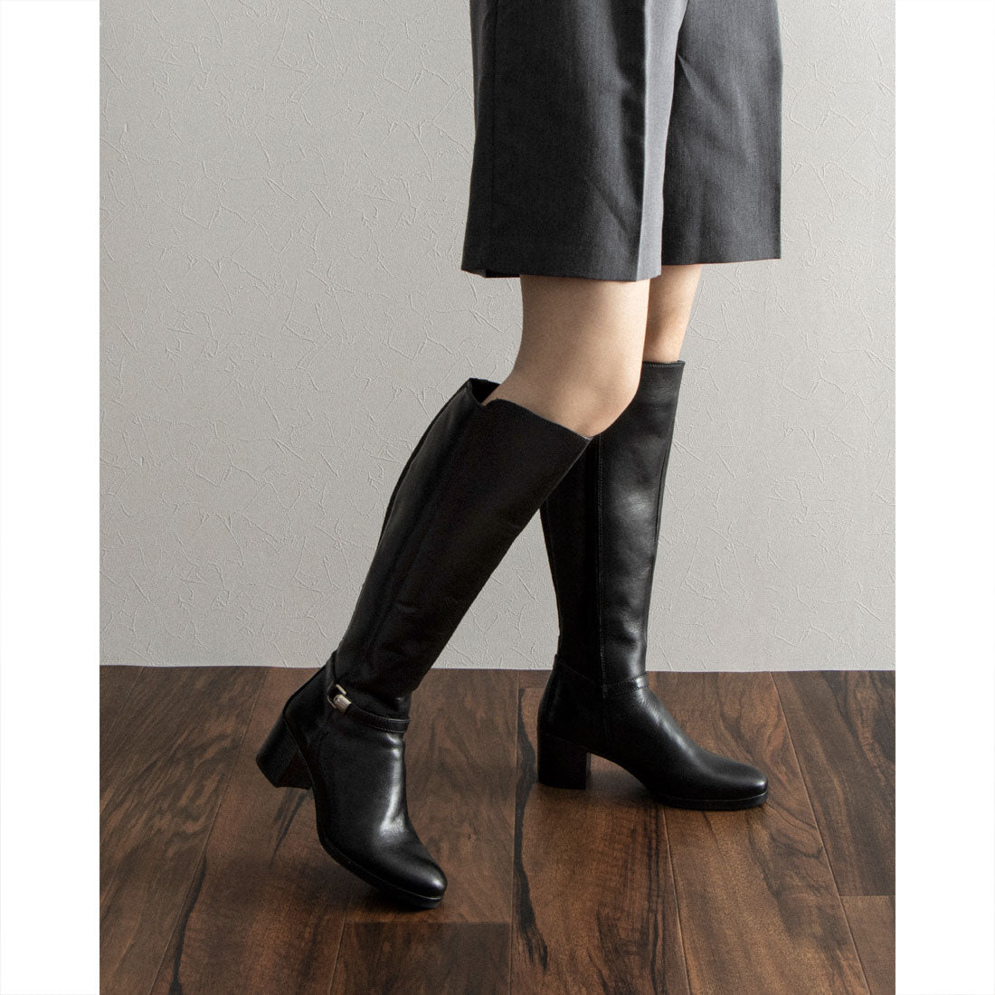 PIEDI NUDI genuine leather belted long boots