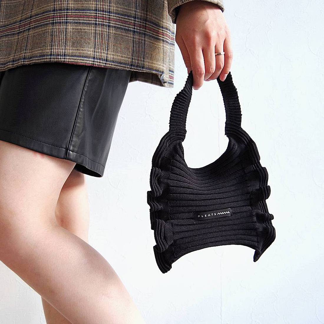 プリーツママ PLEATSMAMA ミニバッグ ruff-m-tote-bl （BLACK） BLACK