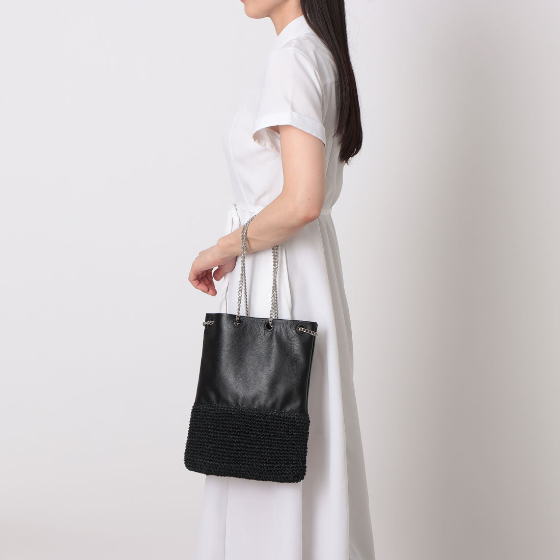 ポンタタ POMTATA P2856 NOU TOTE M （ブラック） ブラック