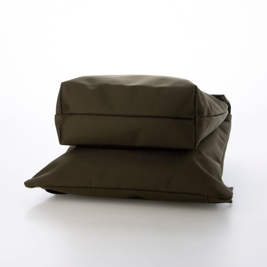 ポンタタ POMTATA P2997 SLIG FLAP RUCK S （カーキ） カーキ