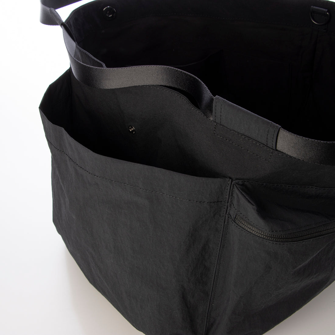 ポンタタ POMTATA P2949 KELP TOTE L （ブラック） ブラック