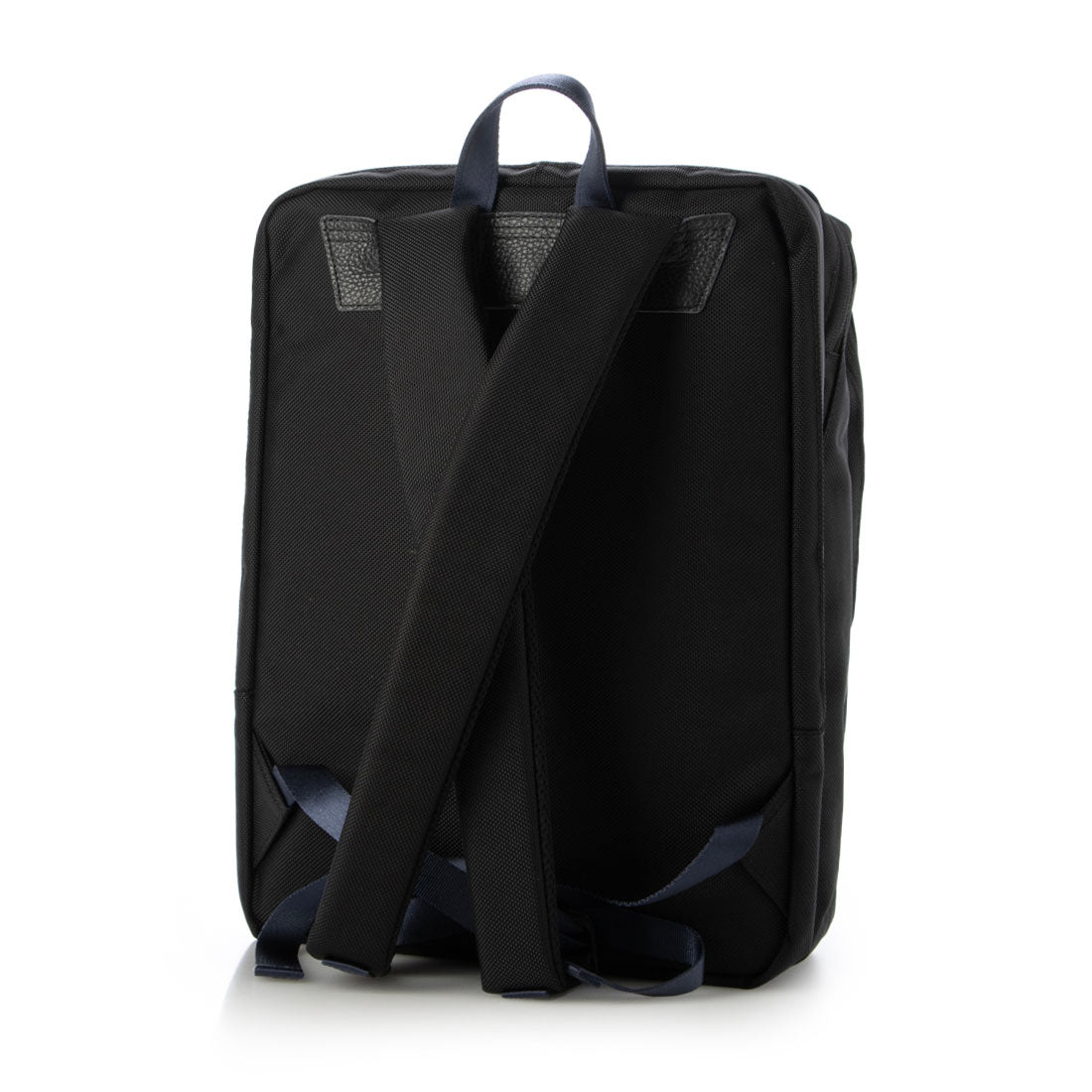 ポンタタ POMTATA P2550 SLIG BACKPACK L （ブラック） ブラック